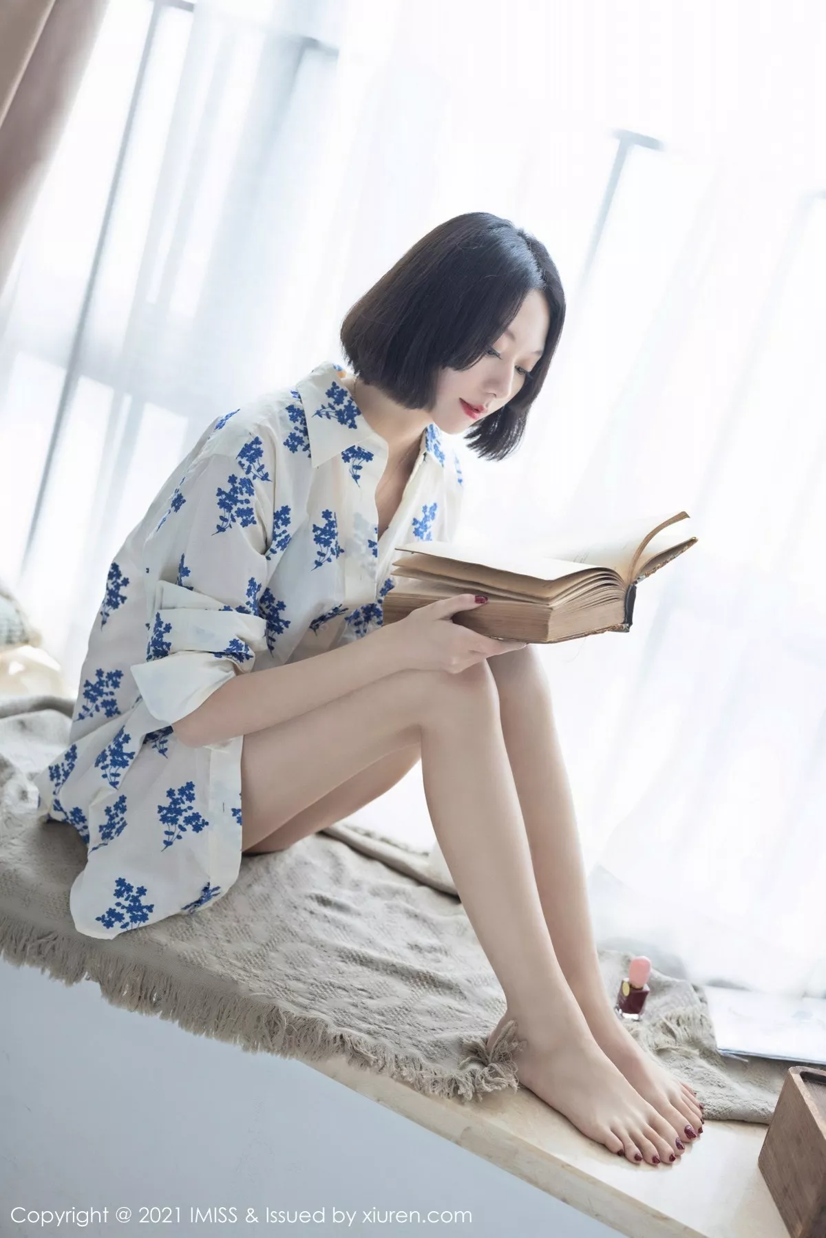 [Imiss爱蜜社]第602期艺轩写真 [87P]-002