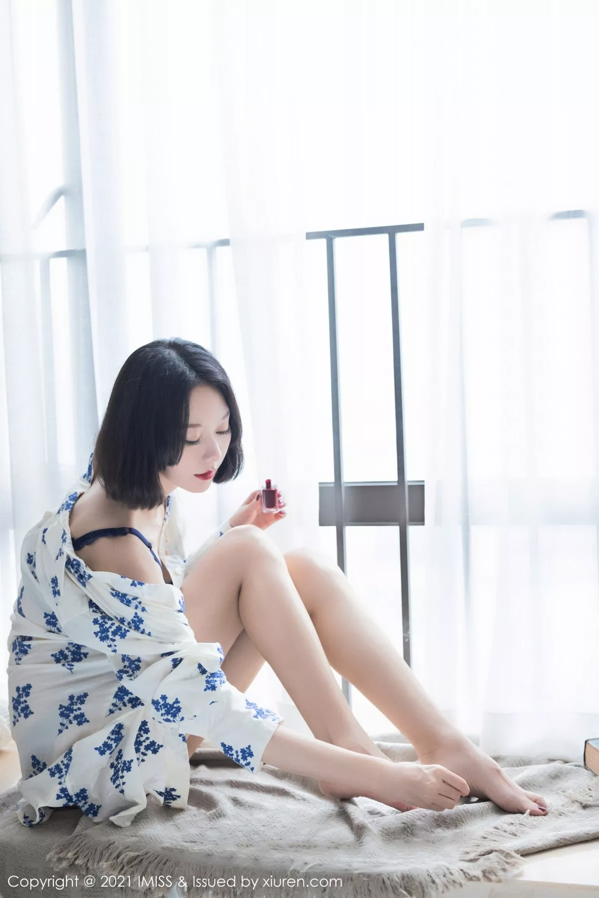 [Imiss爱蜜社]第602期艺轩写真 [87P]-010