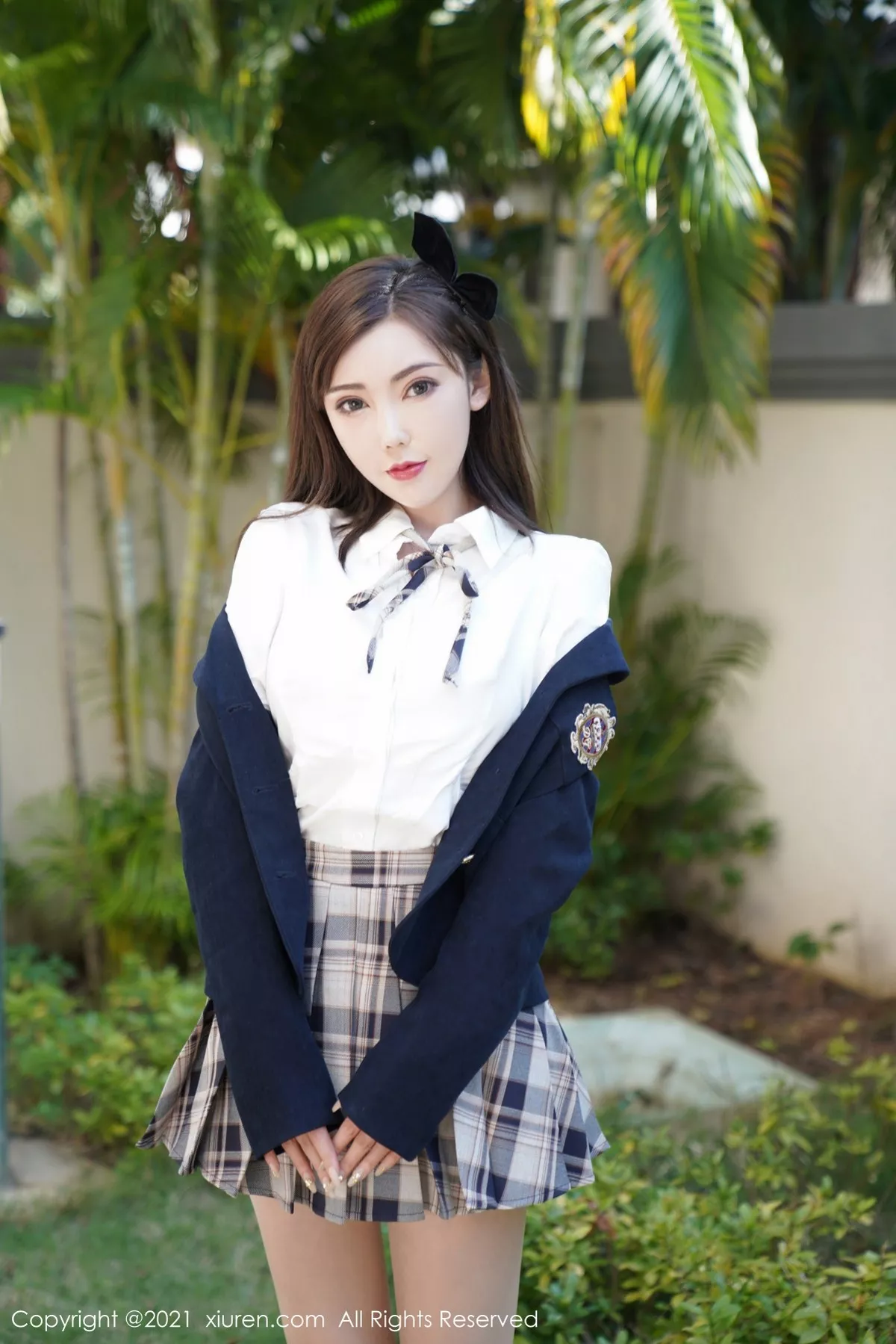 [XiuRen秀人网]第3523期萌汉药写真 [63P]-011