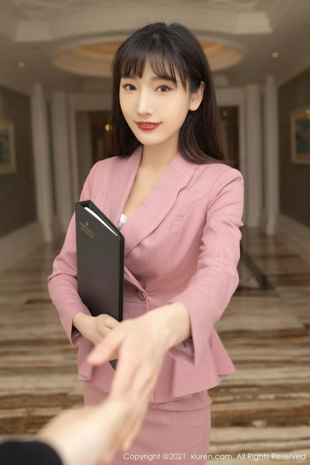 [XiuRen秀人网]第3533期陆萱萱写真 [78P]-004