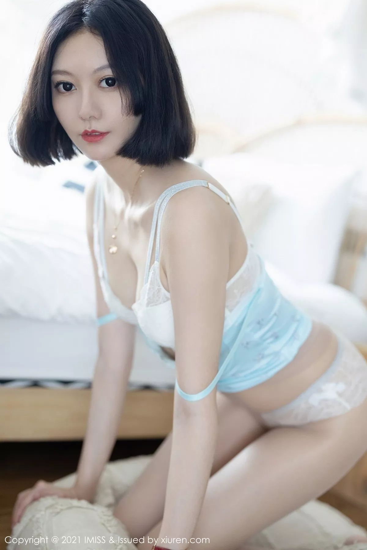 [Imiss爱蜜社]第595期艺轩写真 [69P]-047