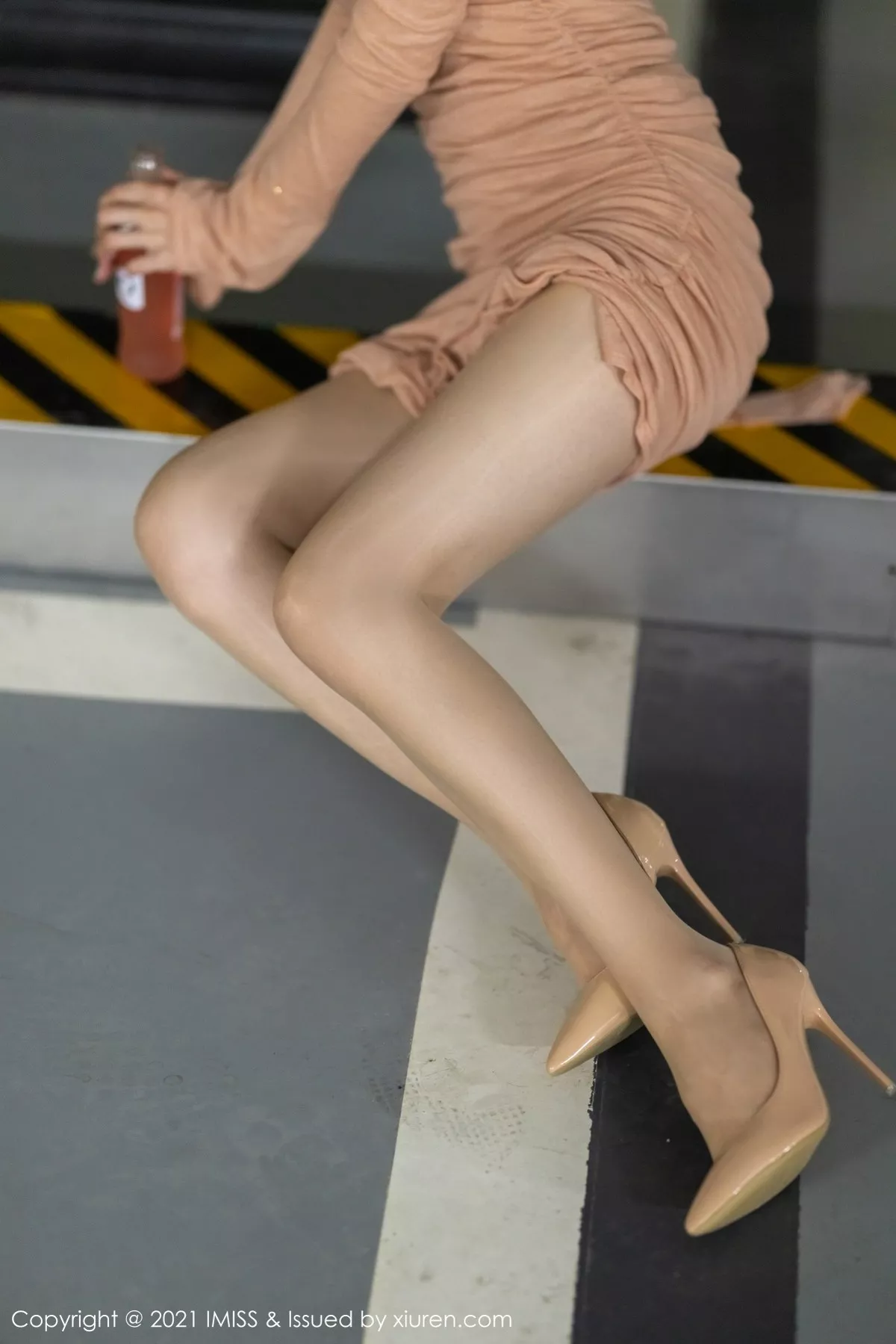 [Imiss爱蜜社]第596期梦心月写真 [86P]-009