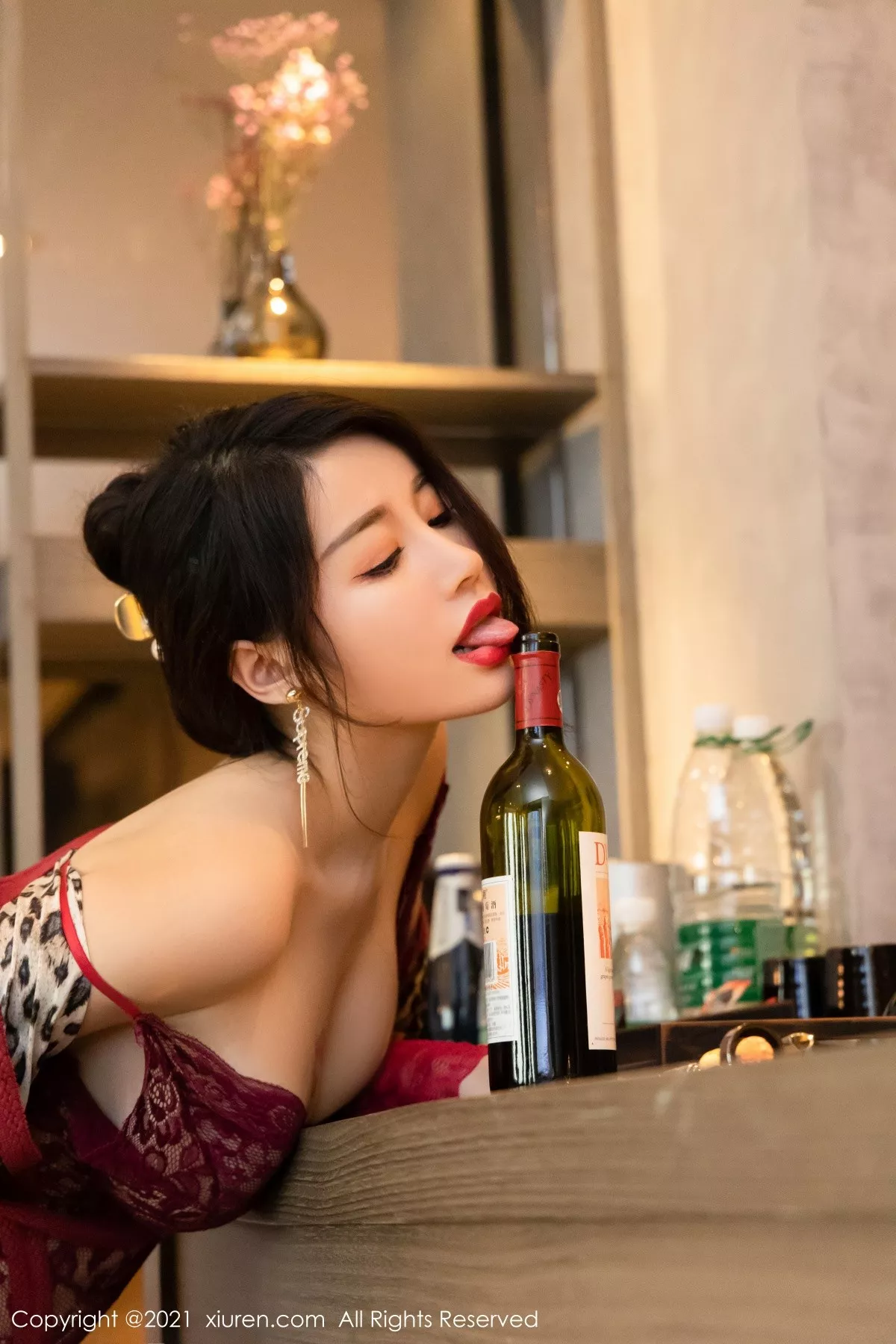 [XiuRen秀人网]第3605期美七Mia写真 [92P]-052