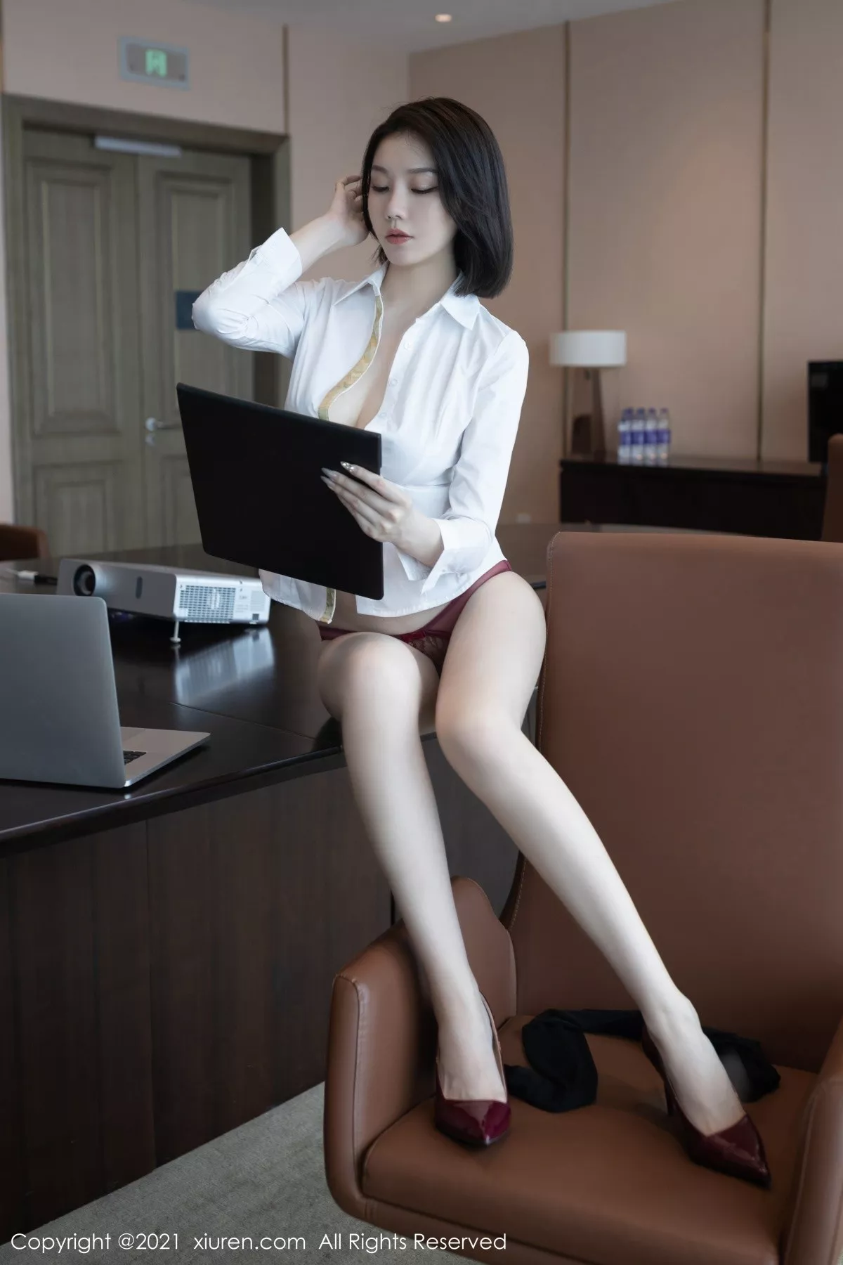 [XiuRen秀人网]第3612期安然写真 [85P]-069