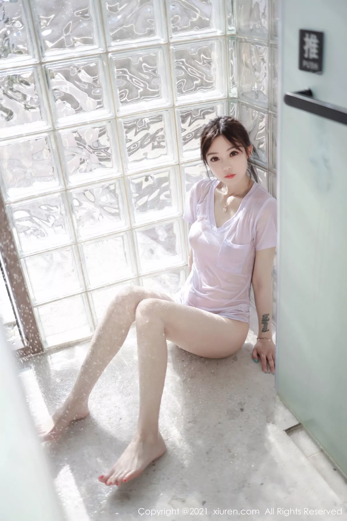 [XiuRen秀人网]第3637期佘贝拉写真 [41P]-031
