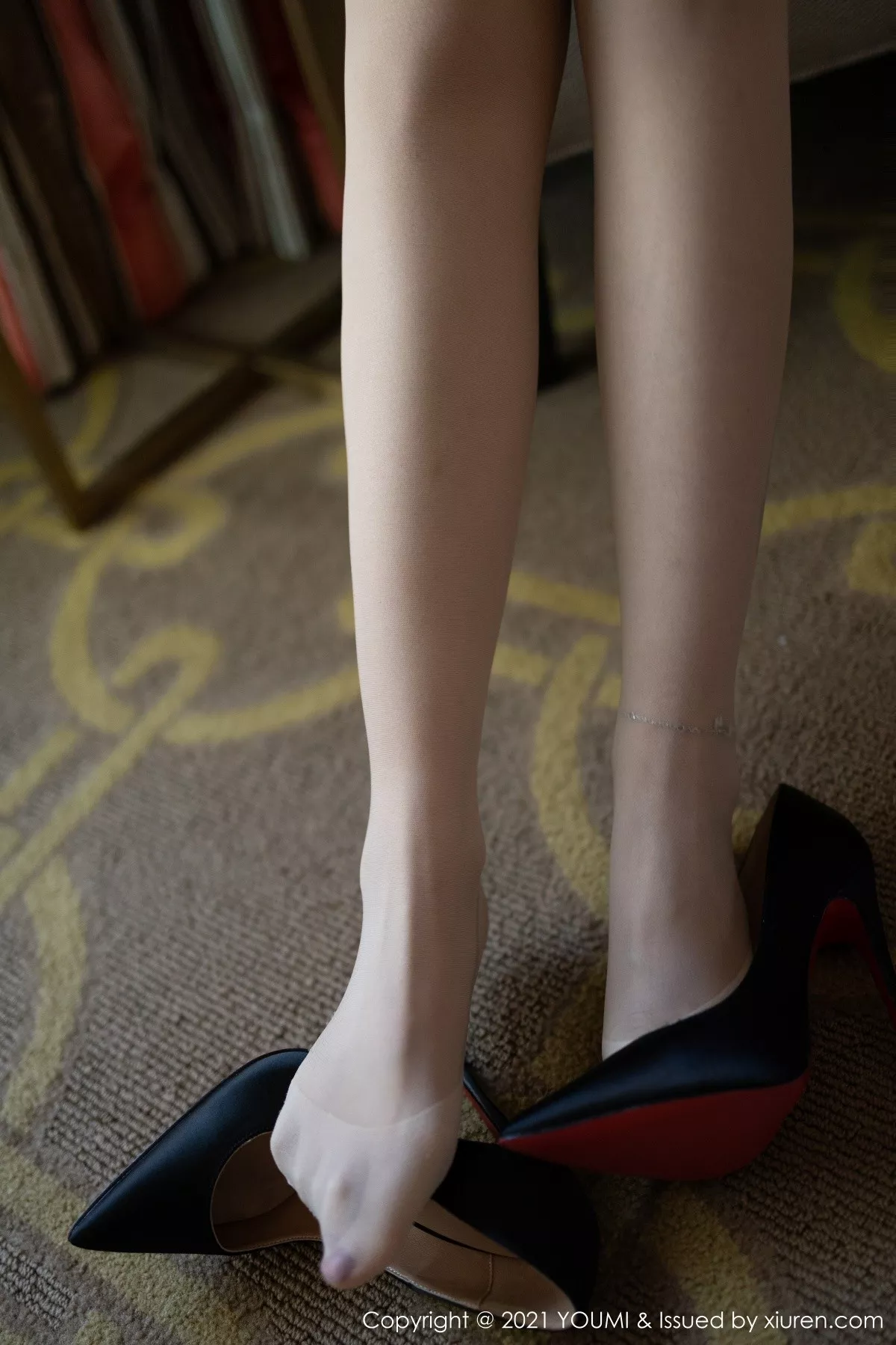 [YouMi尤蜜荟]第666期艾静香写真 [52P]-011