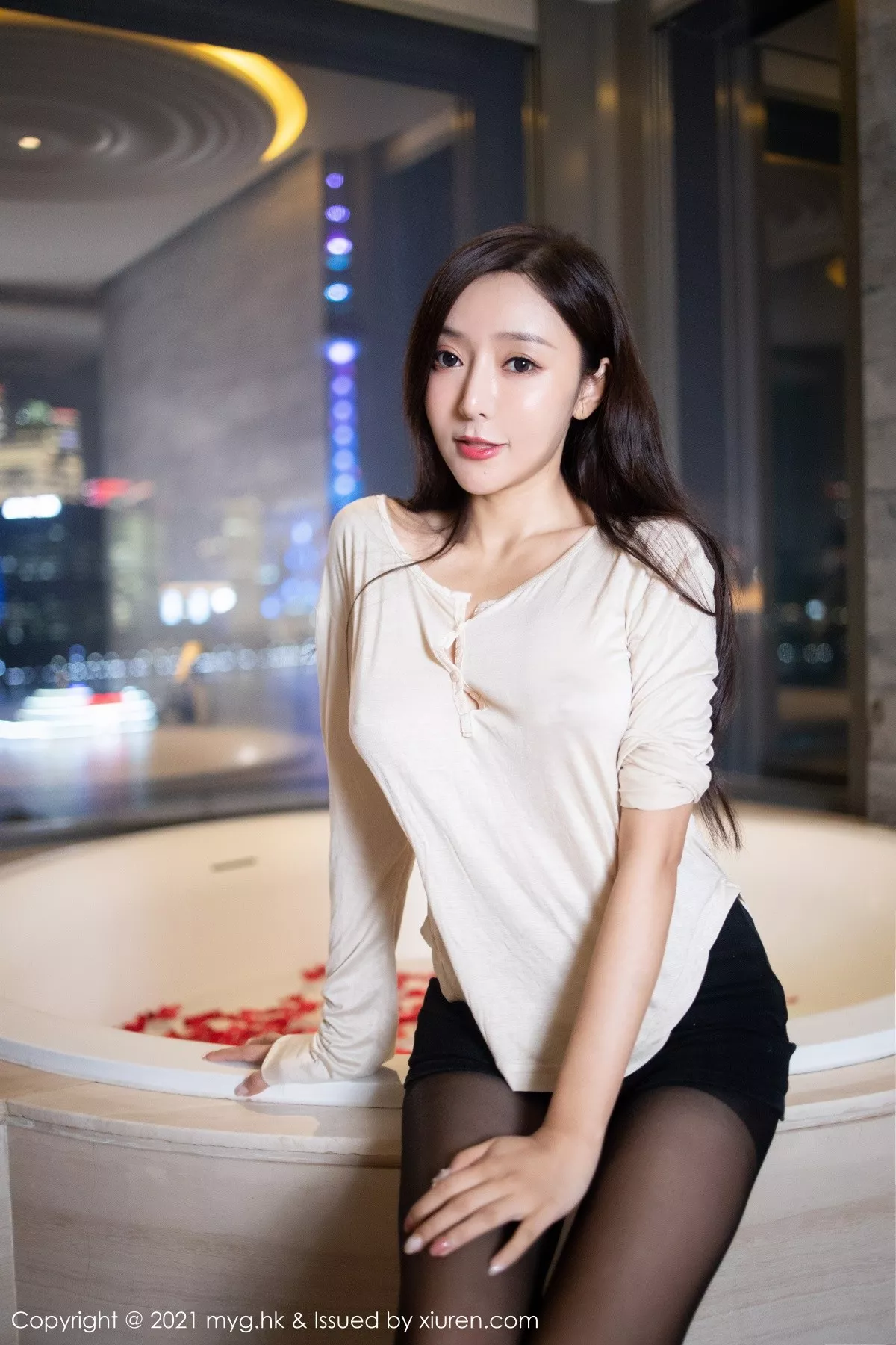 [MyGirl美媛馆]第555期王馨瑶写真 [73P]-005