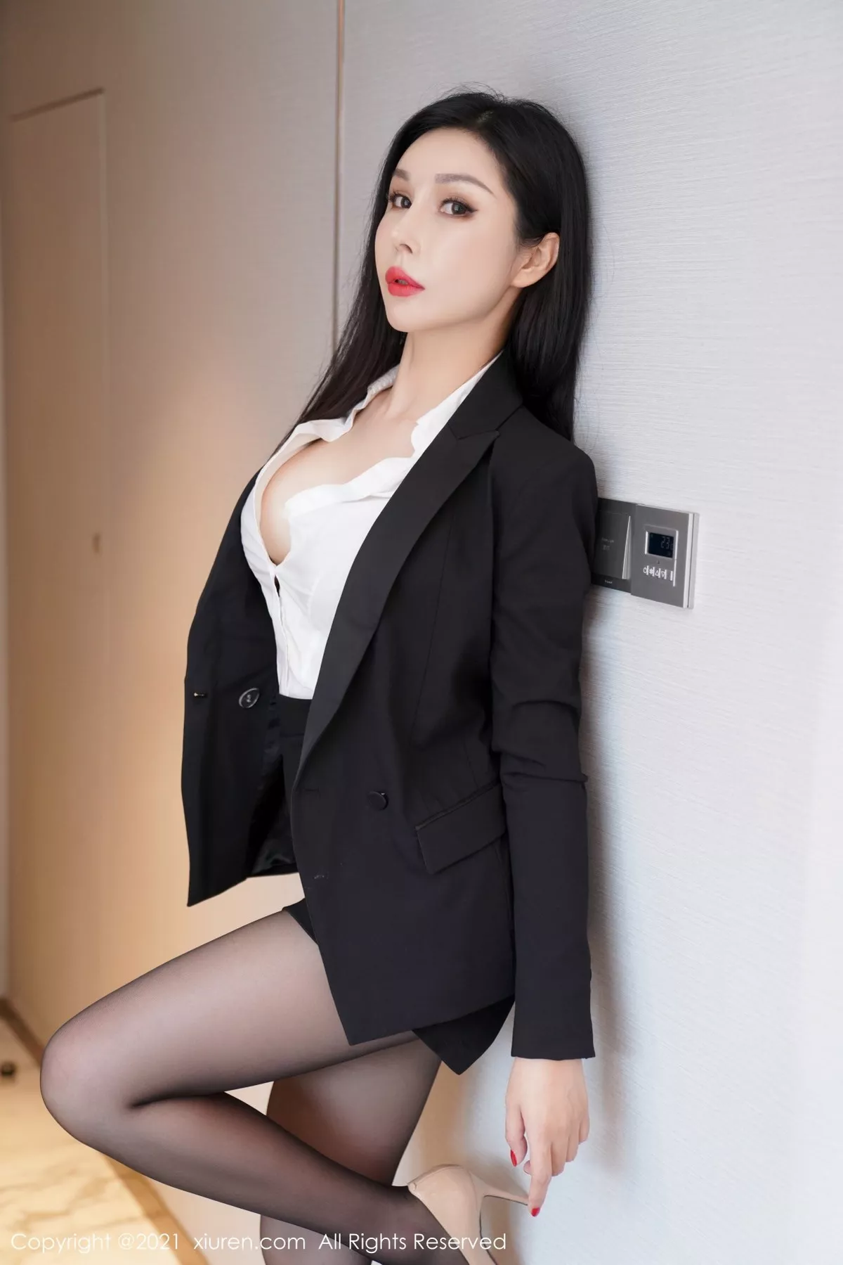 [XiuRen秀人网]第3672期田冰冰写真 [66P]-025