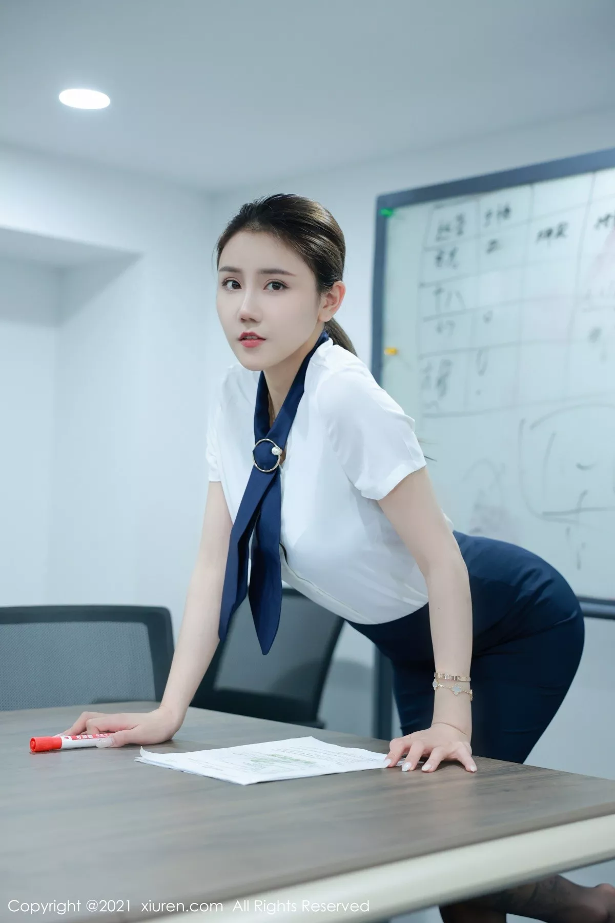 [XiuRen秀人网]第3682期夏西写真 [52P]-005