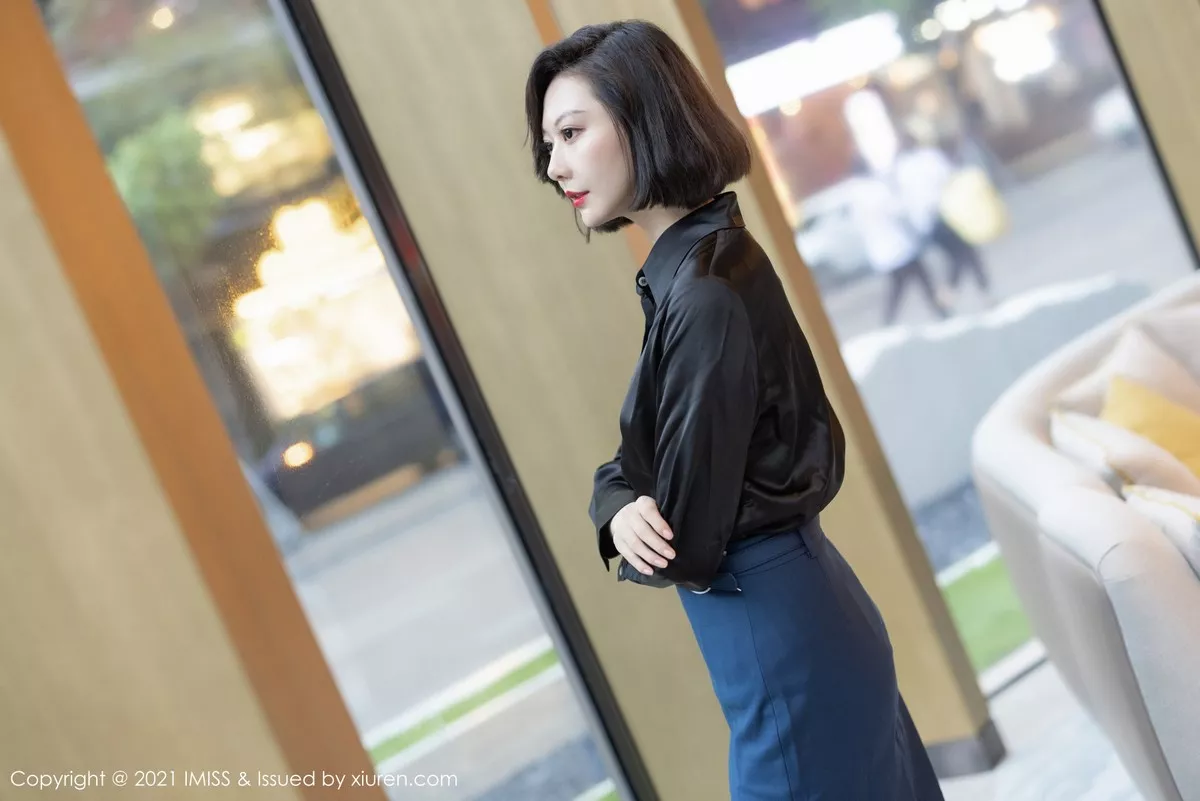 [Imiss爱蜜社]第615期艺轩写真 [84P]-016