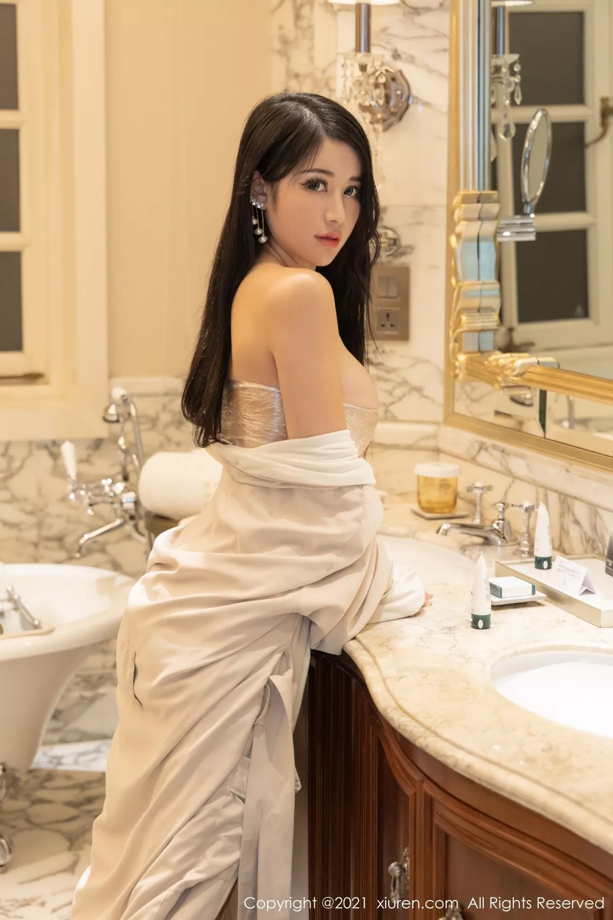 [XiuRen秀人网]第3735期美七写真 [48P]-023