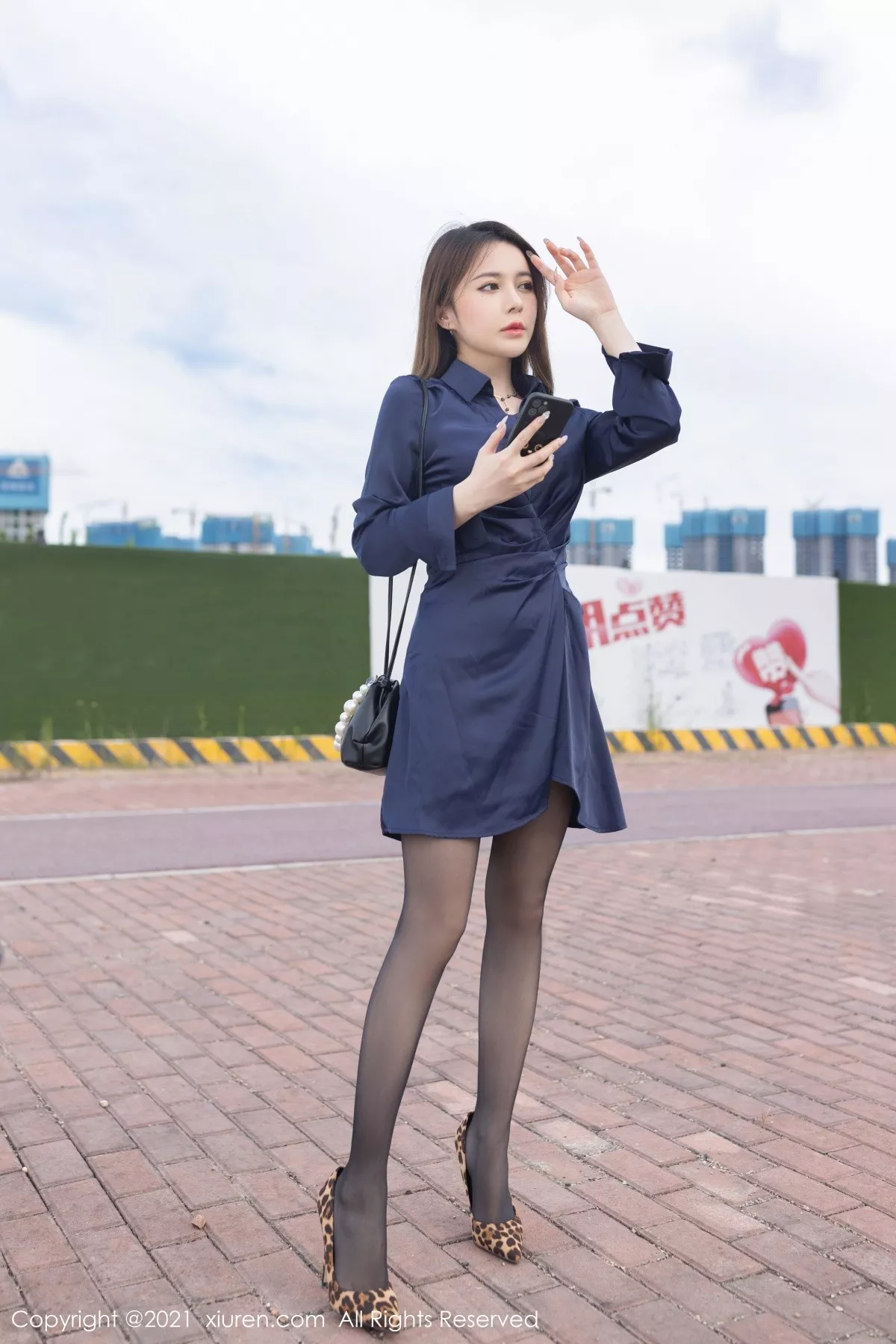 [XiuRen秀人网]第3739期鱼子酱写真 [63P]-001