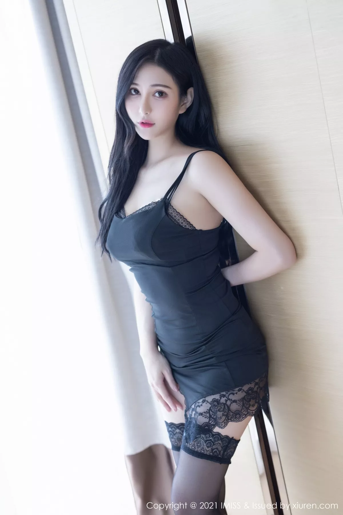 [Imiss爱蜜社]第619期Lavinia写真 [44P]-004