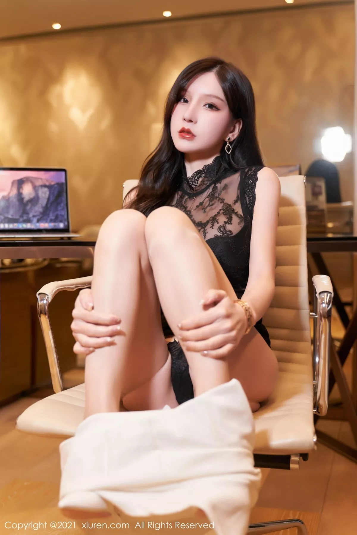 [XiuRen秀人网]第3746期周于希写真 [70P]-043