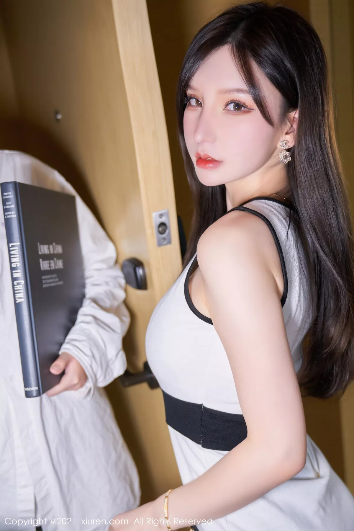 [XiuRen秀人网]第3768期周于希写真 [78P]-025