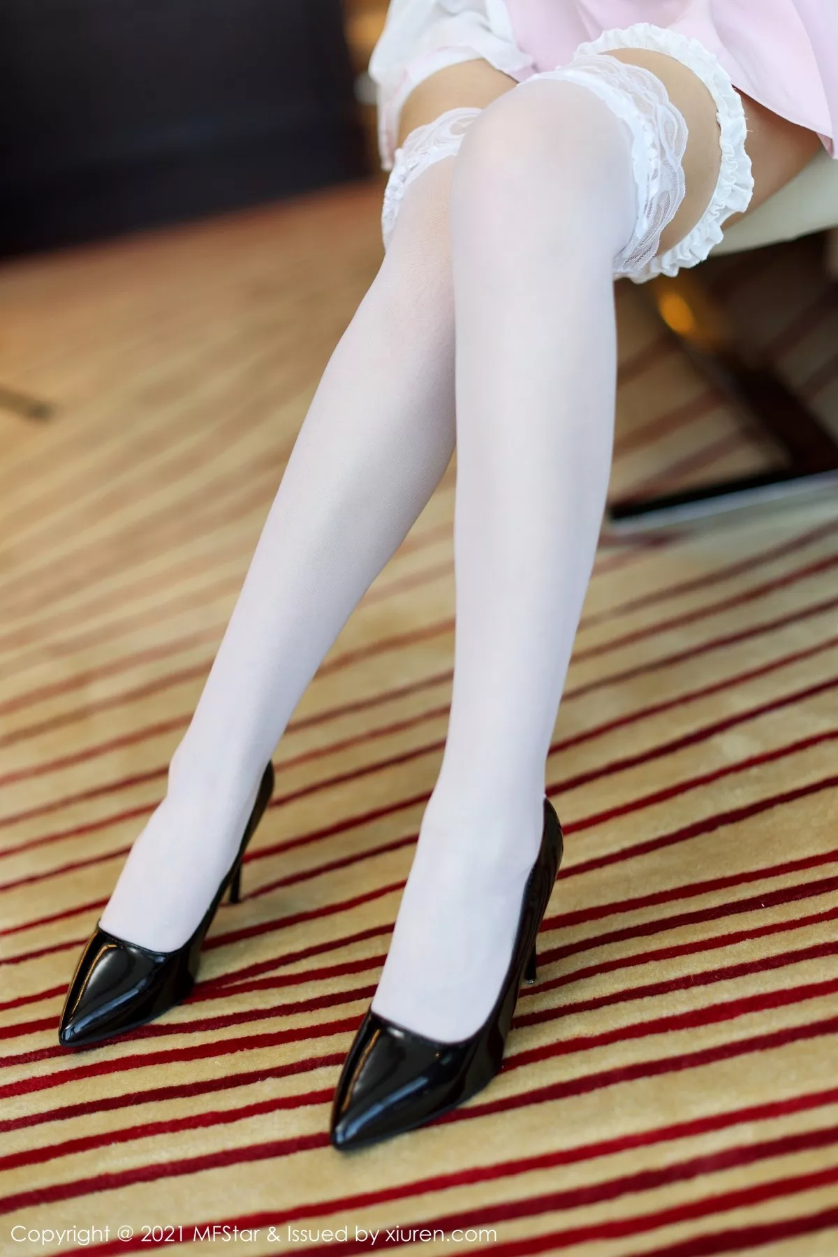 [MFStar模范学院]第524期人间荒糖写真 [48P]-041