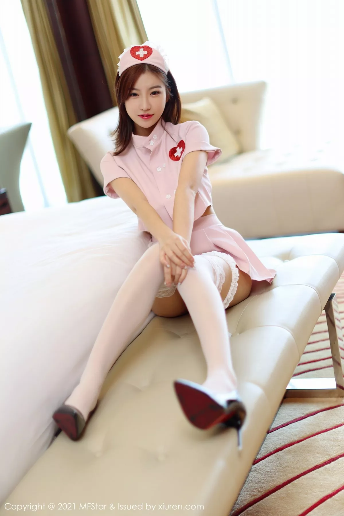 [MFStar模范学院]第524期人间荒糖写真 [48P]-006