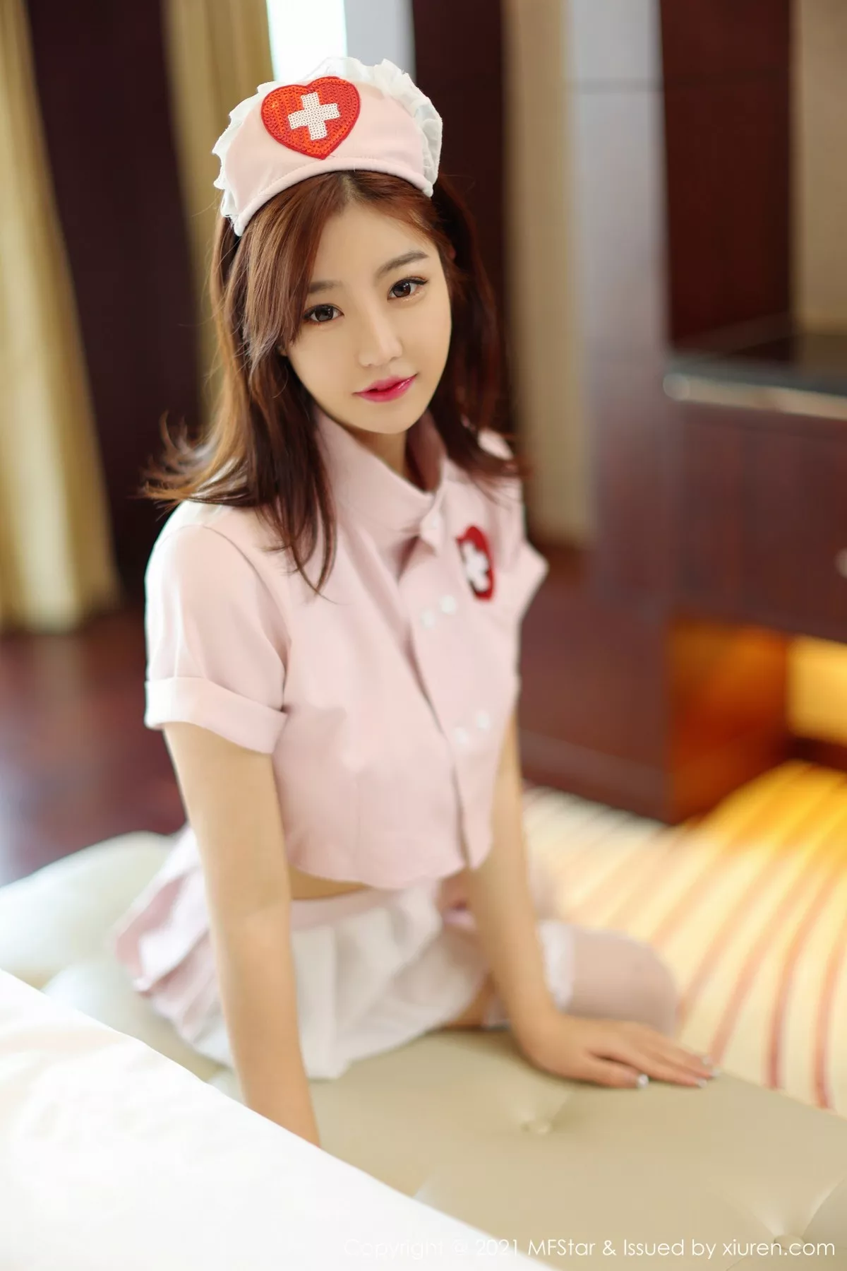 [MFStar模范学院]第524期人间荒糖写真 [48P]-005