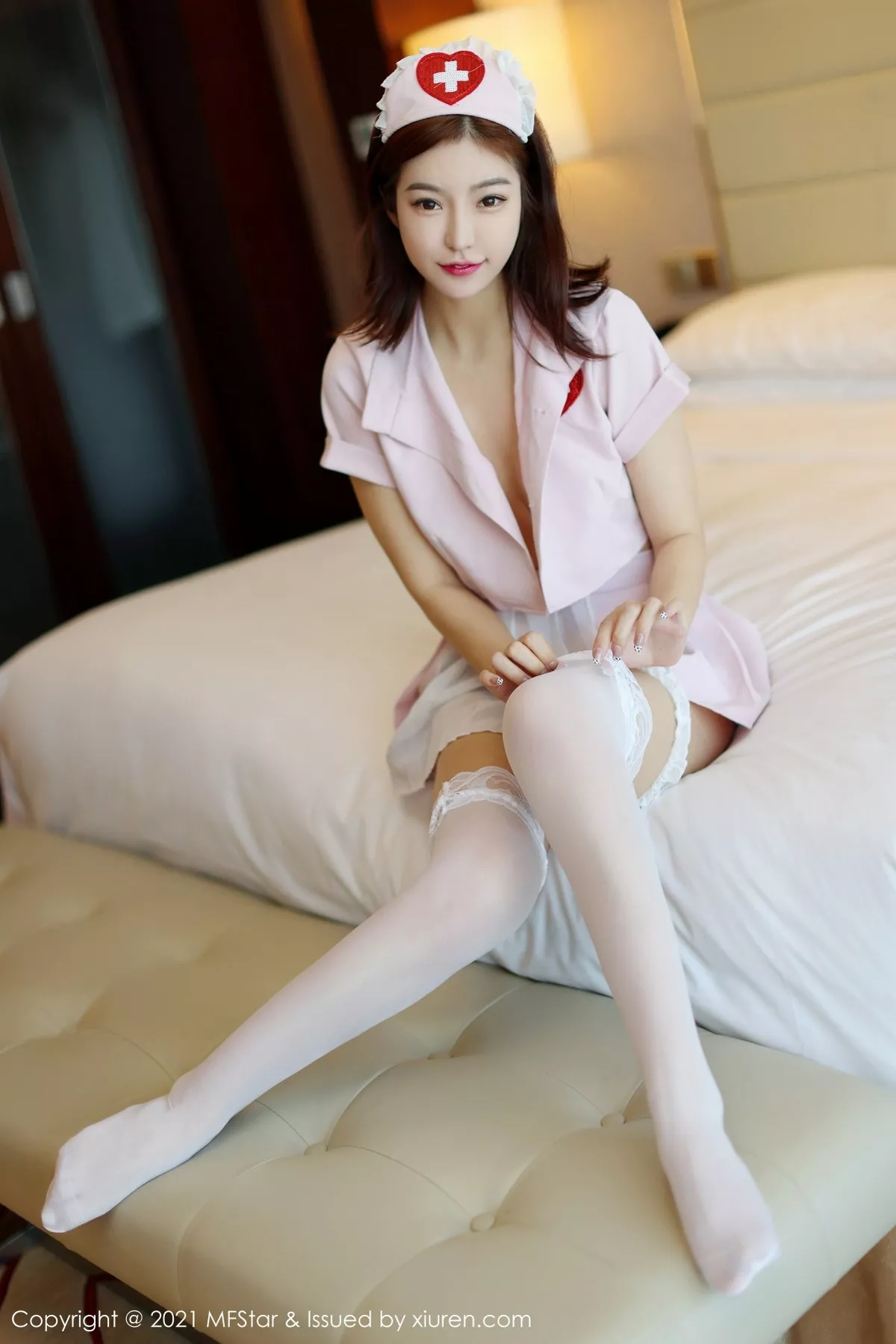[MFStar模范学院]第524期人间荒糖写真 [48P]-026