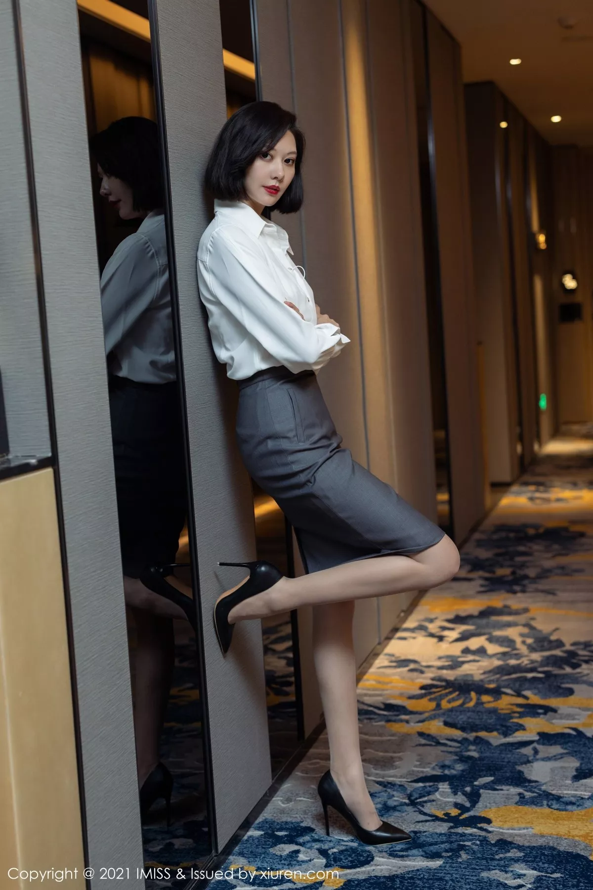 [Imiss爱蜜社]第623期艺轩写真 [82P]-006