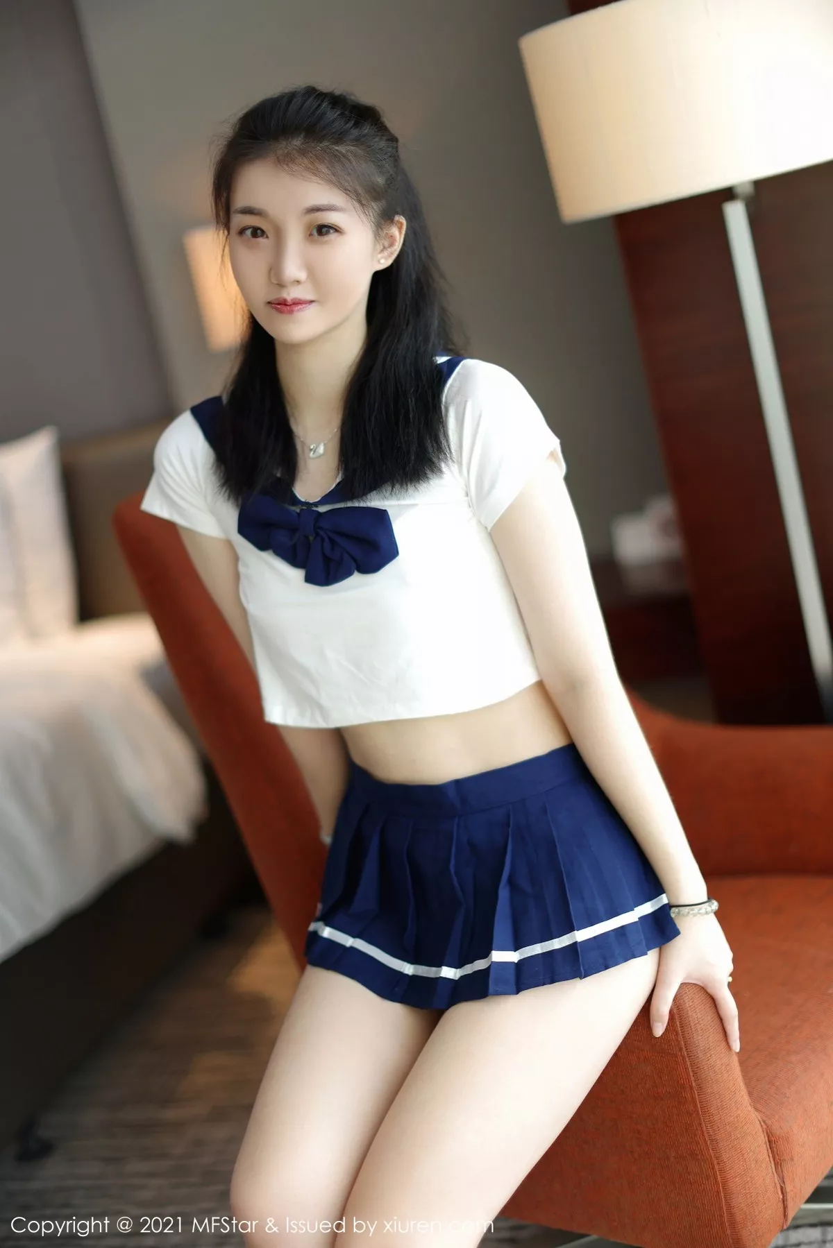 [MFStar模范学院]第526期一颗甜蛋黄写真 [50P]-036