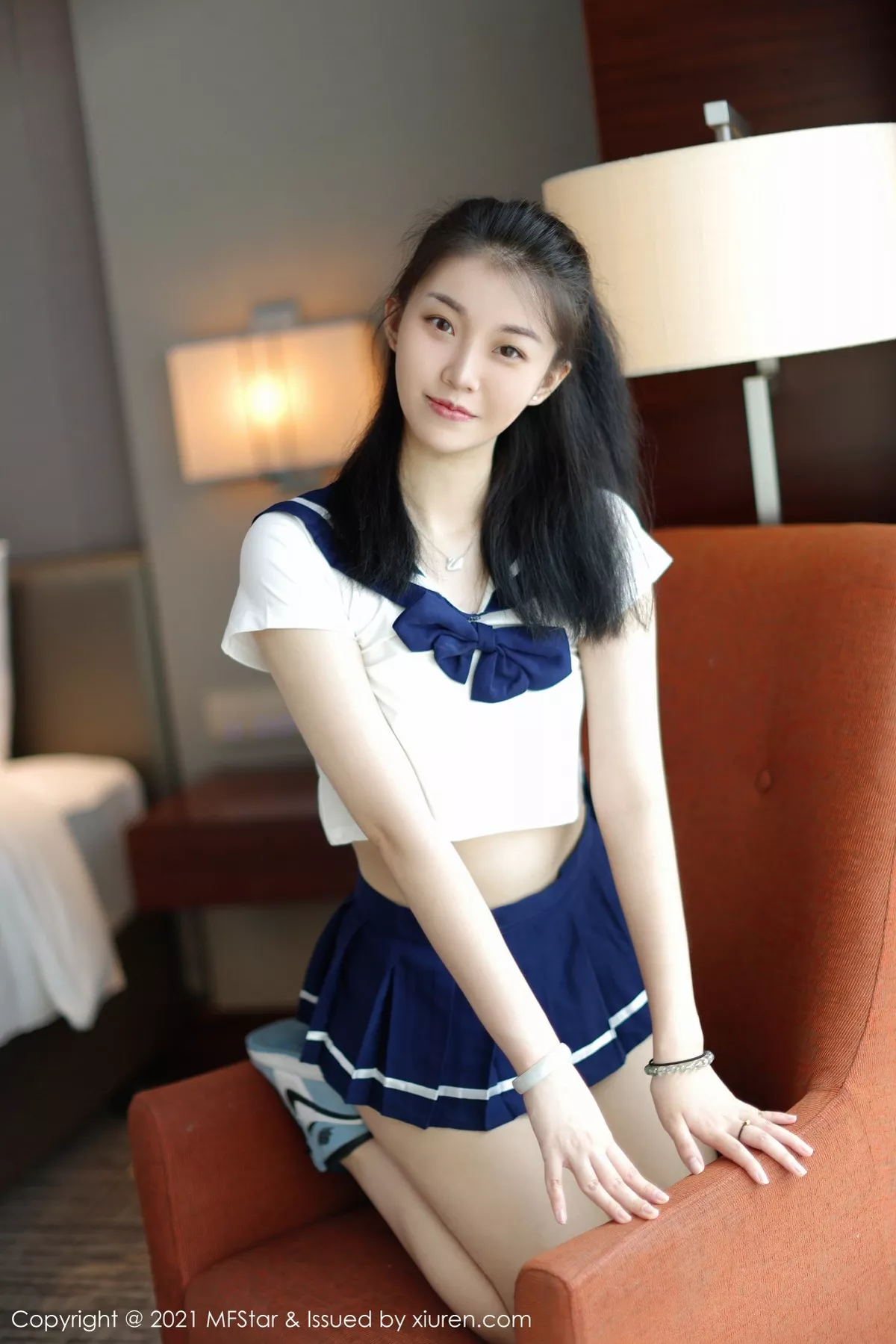 [MFStar模范学院]第526期一颗甜蛋黄写真 [50P]-017