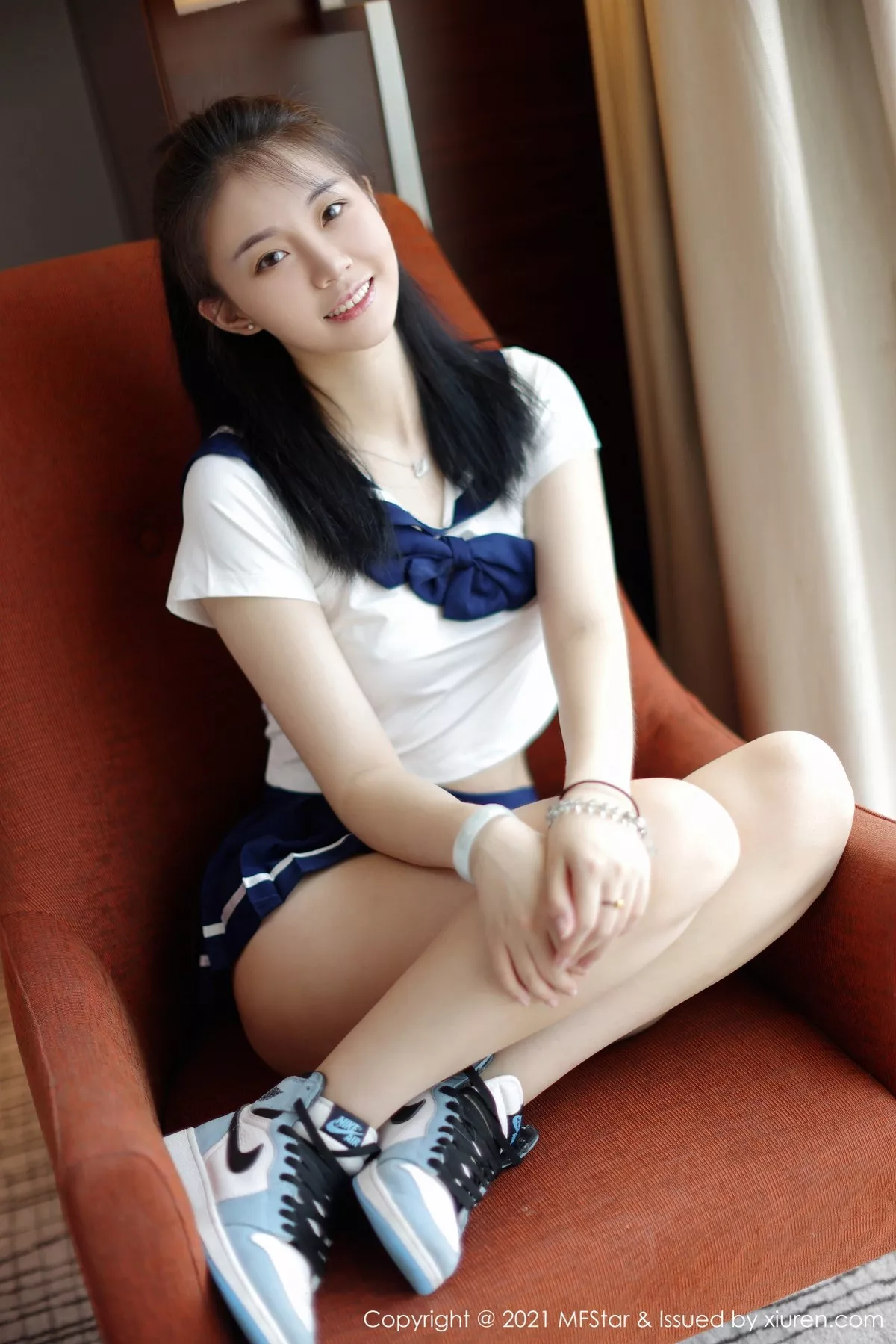 [MFStar模范学院]第526期一颗甜蛋黄写真 [50P]-004
