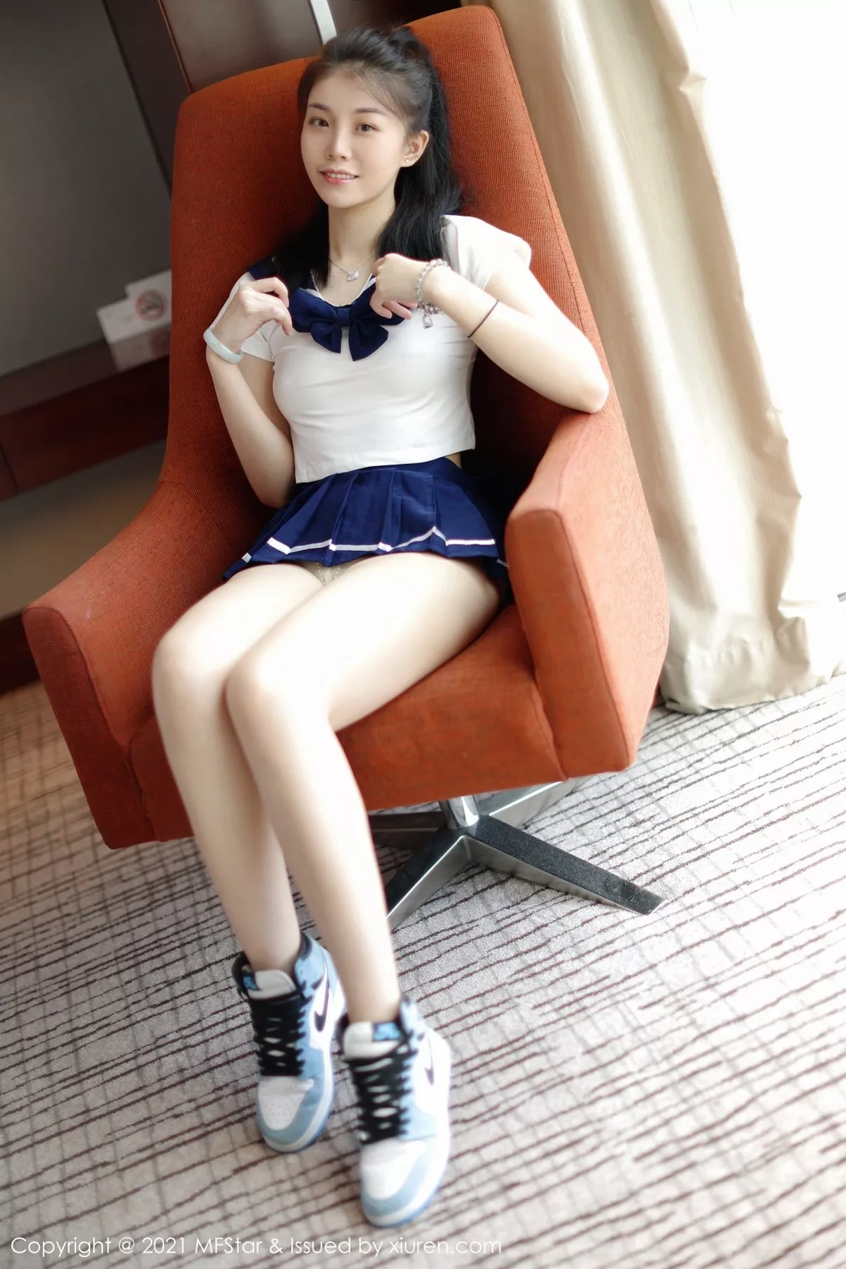 [MFStar模范学院]第526期一颗甜蛋黄写真 [50P]-013
