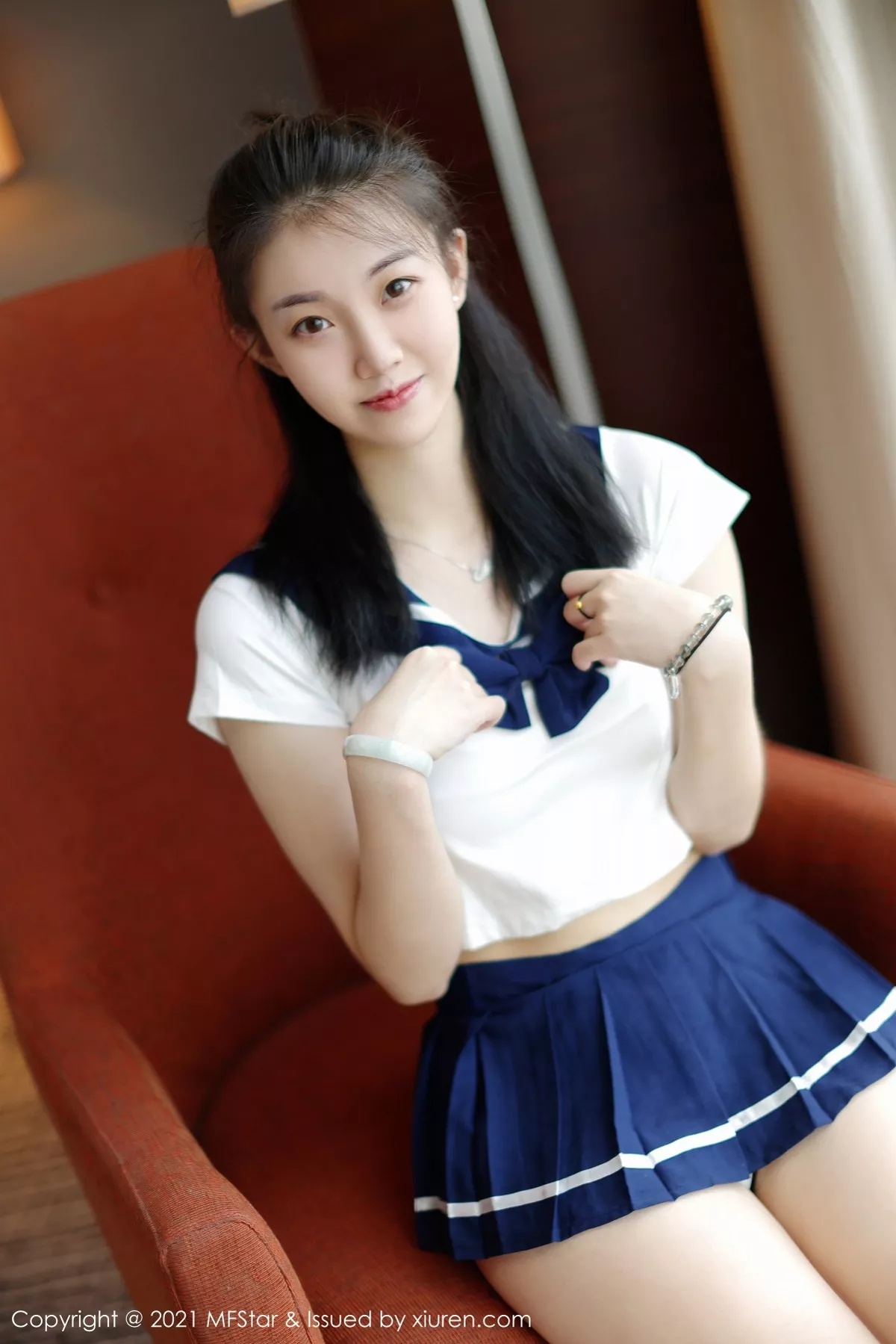 [MFStar模范学院]第526期一颗甜蛋黄写真 [50P]-003