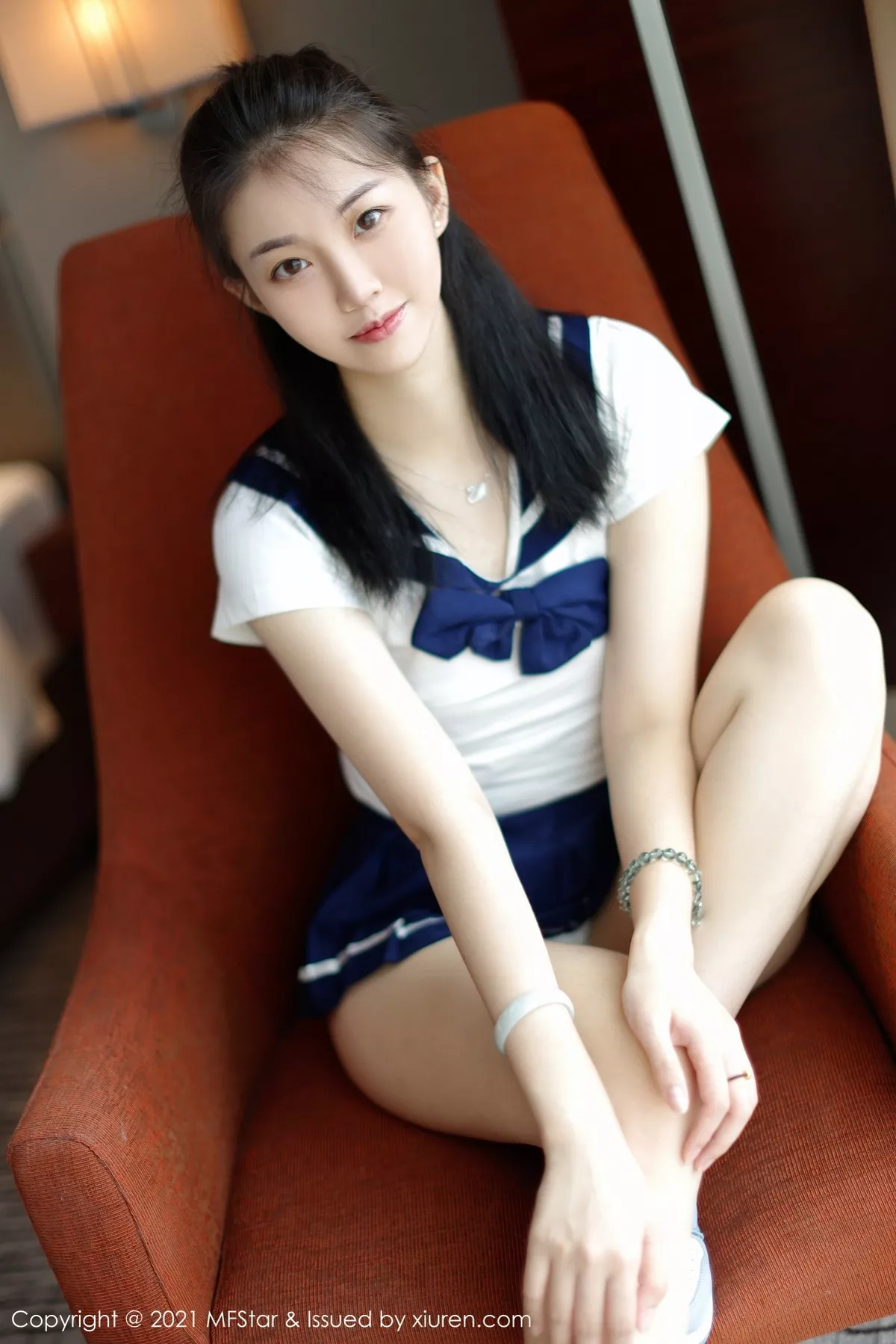 [MFStar模范学院]第526期一颗甜蛋黄写真 [50P]-009