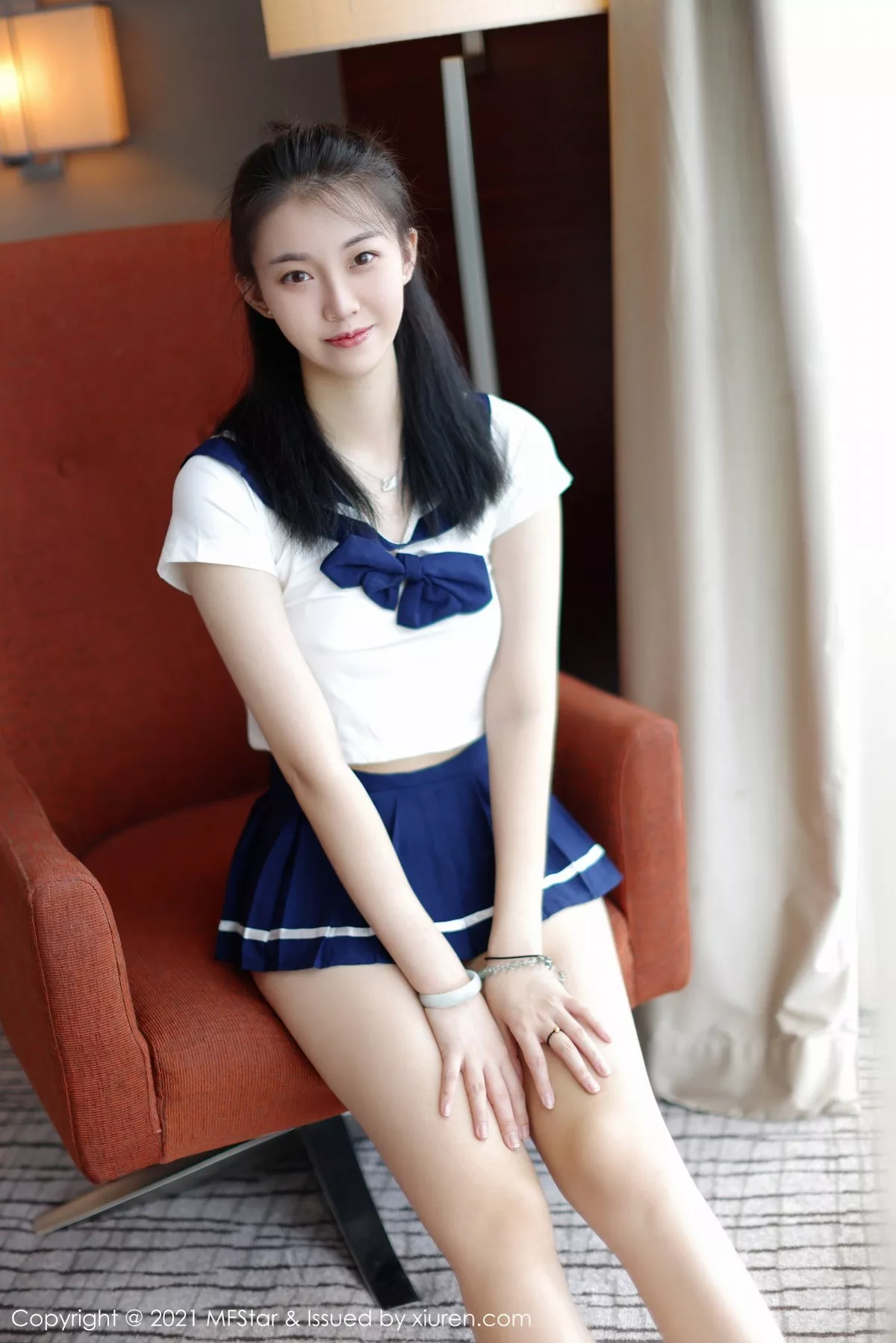 [MFStar模范学院]第526期一颗甜蛋黄写真 [50P]-002