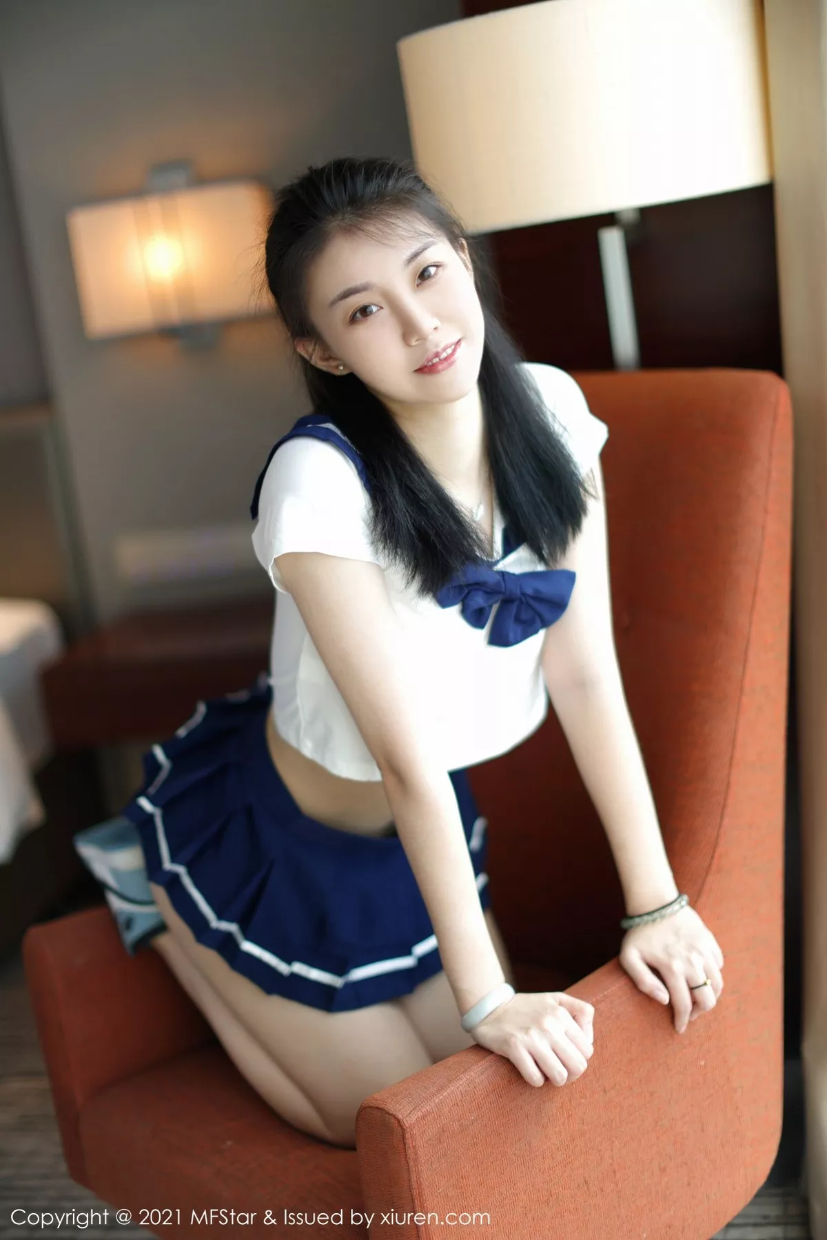 [MFStar模范学院]第526期一颗甜蛋黄写真 [50P]-015