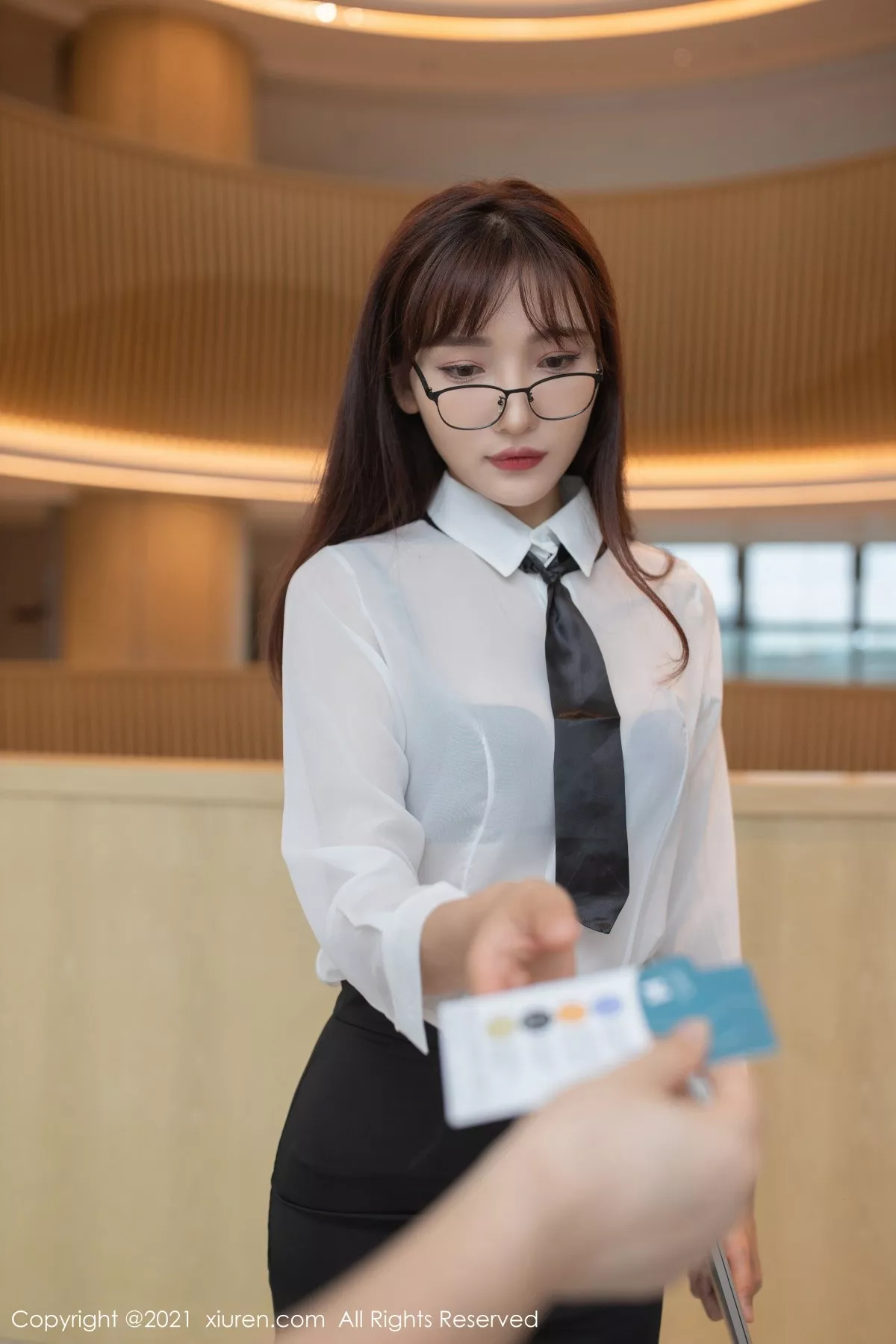 [XiuRen秀人网]第3705期陆萱萱写真 [83P]-003
