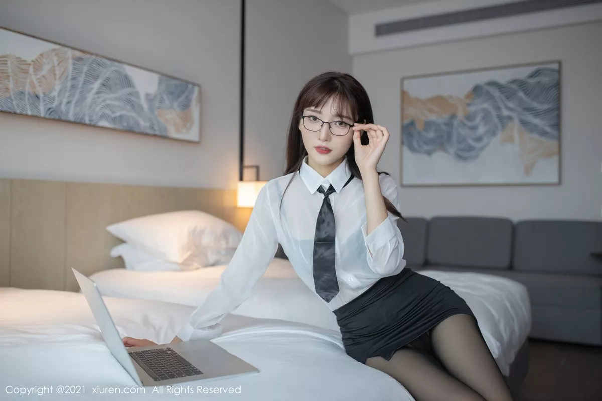 [XiuRen秀人网]第3705期陆萱萱写真 [83P]-011