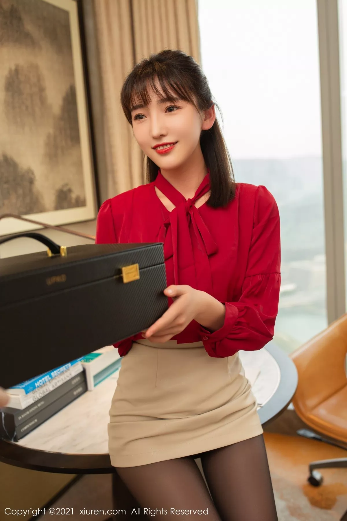 [XiuRen秀人网]第3819期陆萱萱写真 [68P]-004