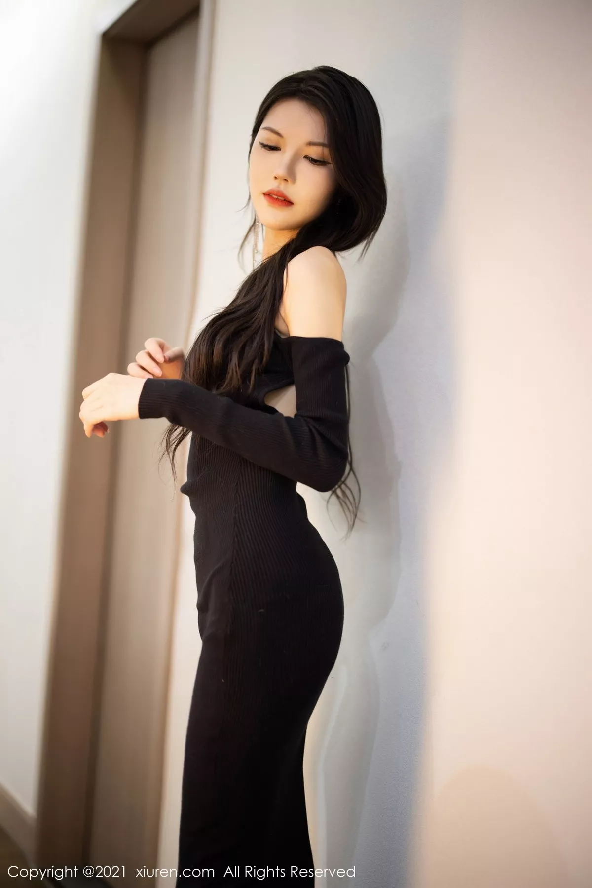 [XiuRen秀人网]第3822期媛媛酱写真 [96P]-001