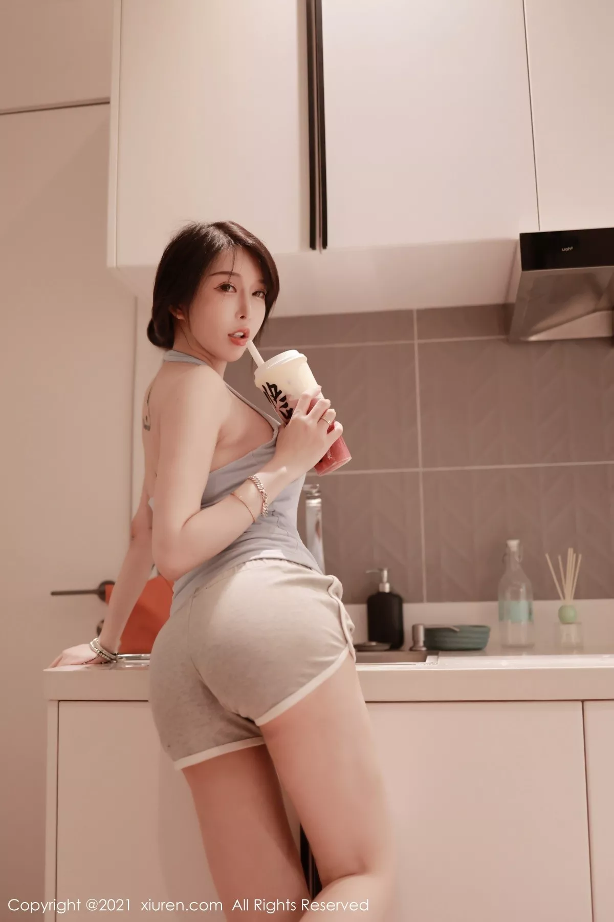 [XiuRen秀人网]第3706期玉兔写真 [46P]-006