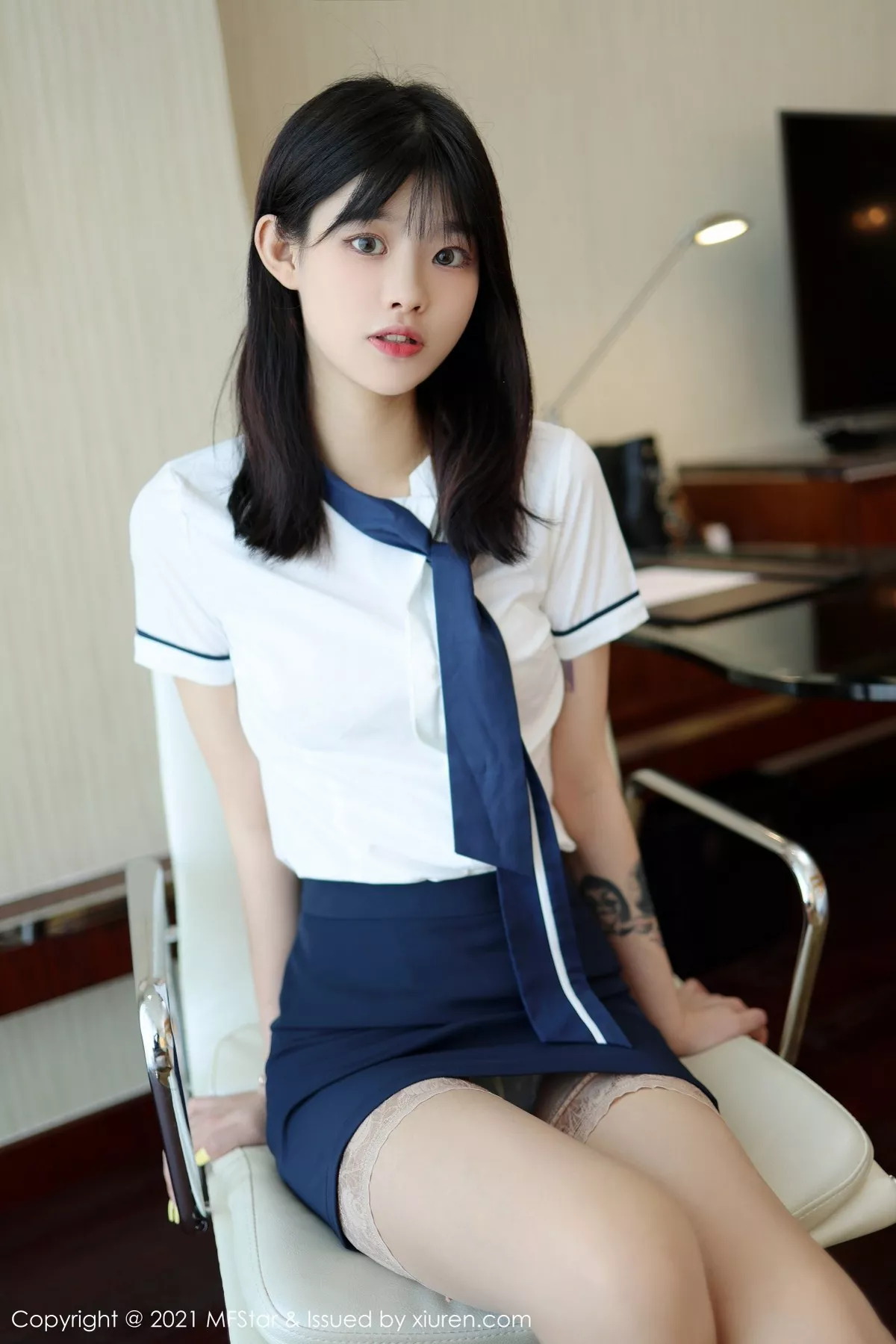 [MFStar模范学院]第516期77qiqi写真 [46P]-018