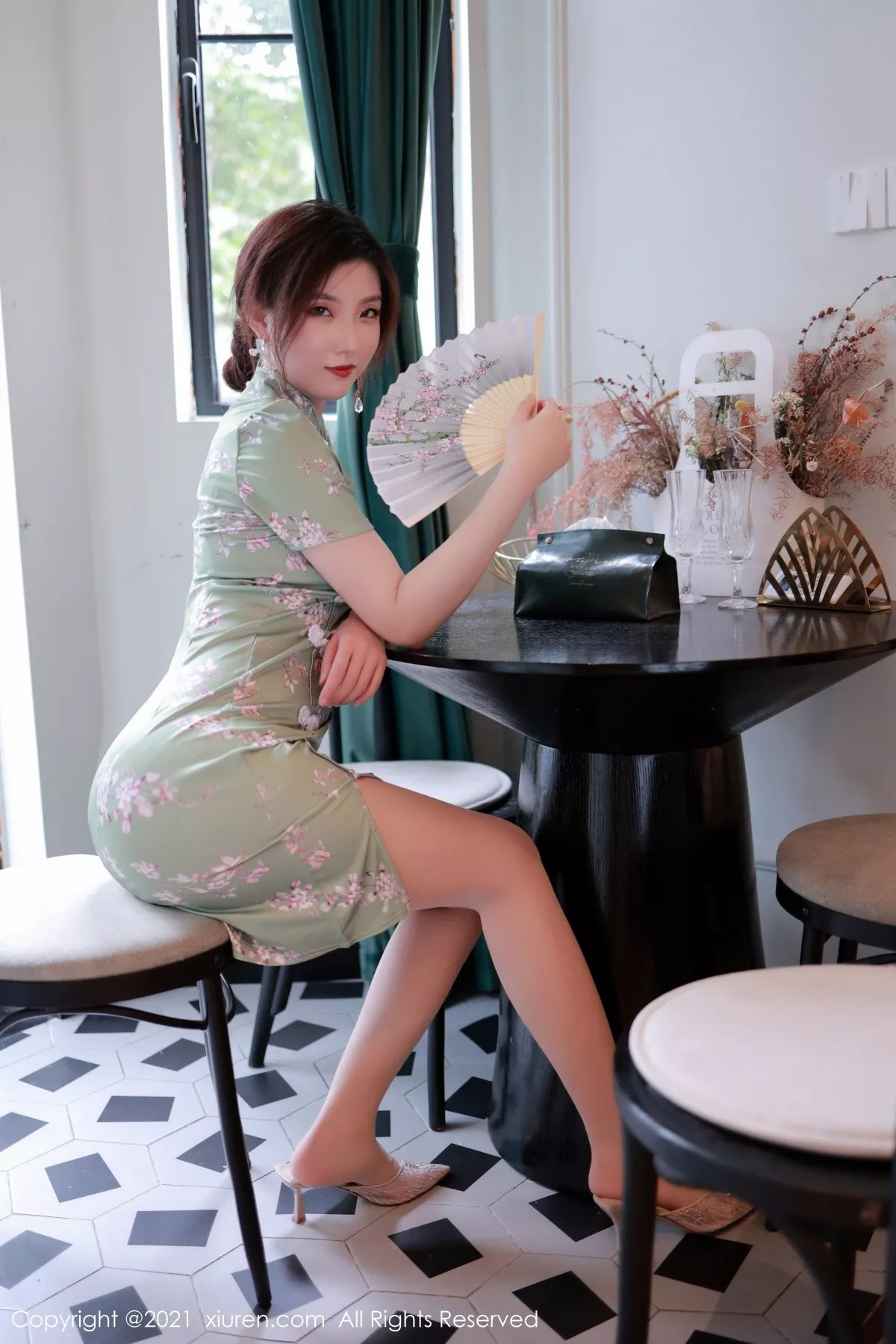 [XiuRen秀人网]第3718期刘艾琳写真 [43P]-003
