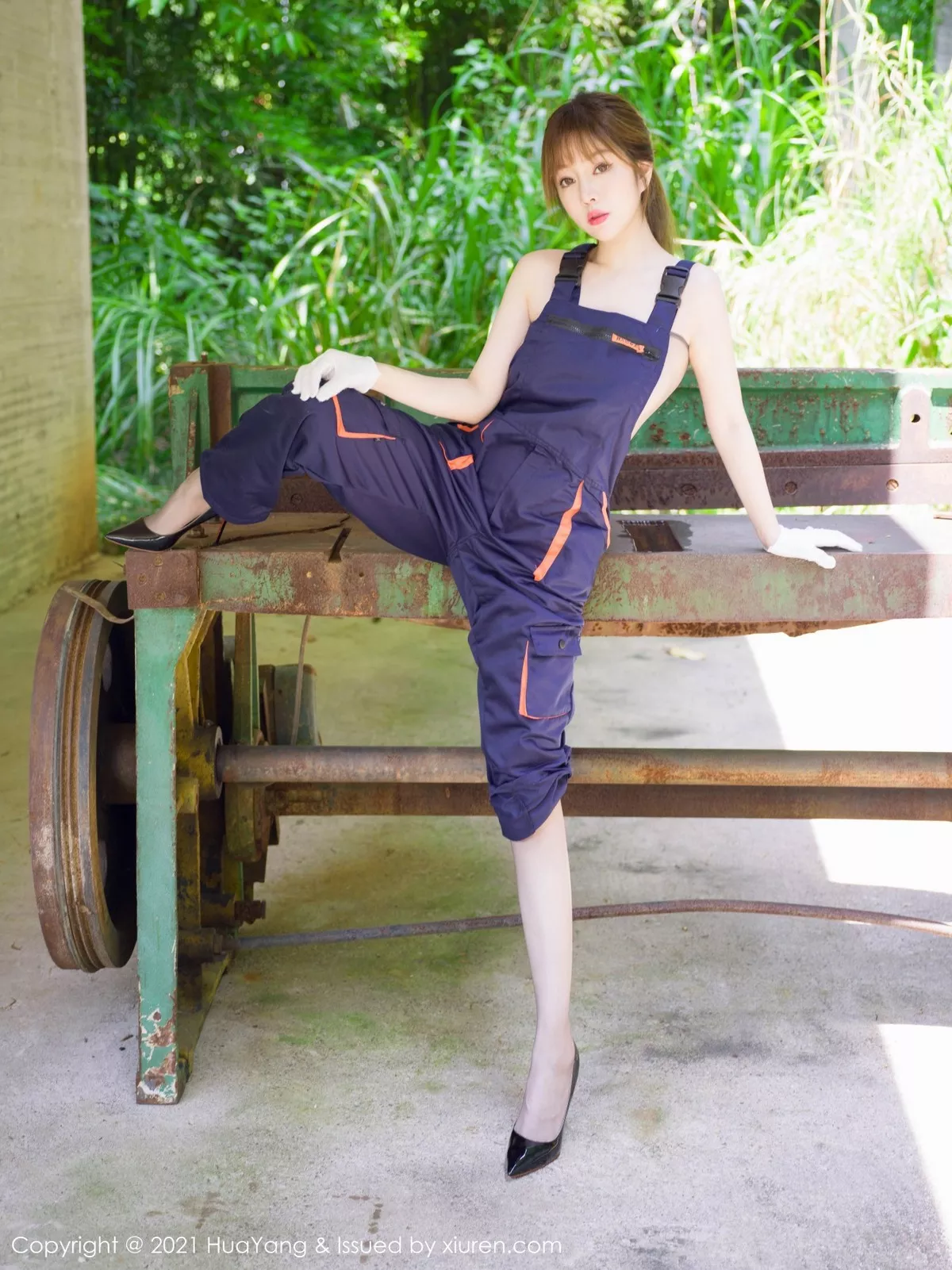 [HuaYang花漾]第441期王雨纯写真 [102P]-002