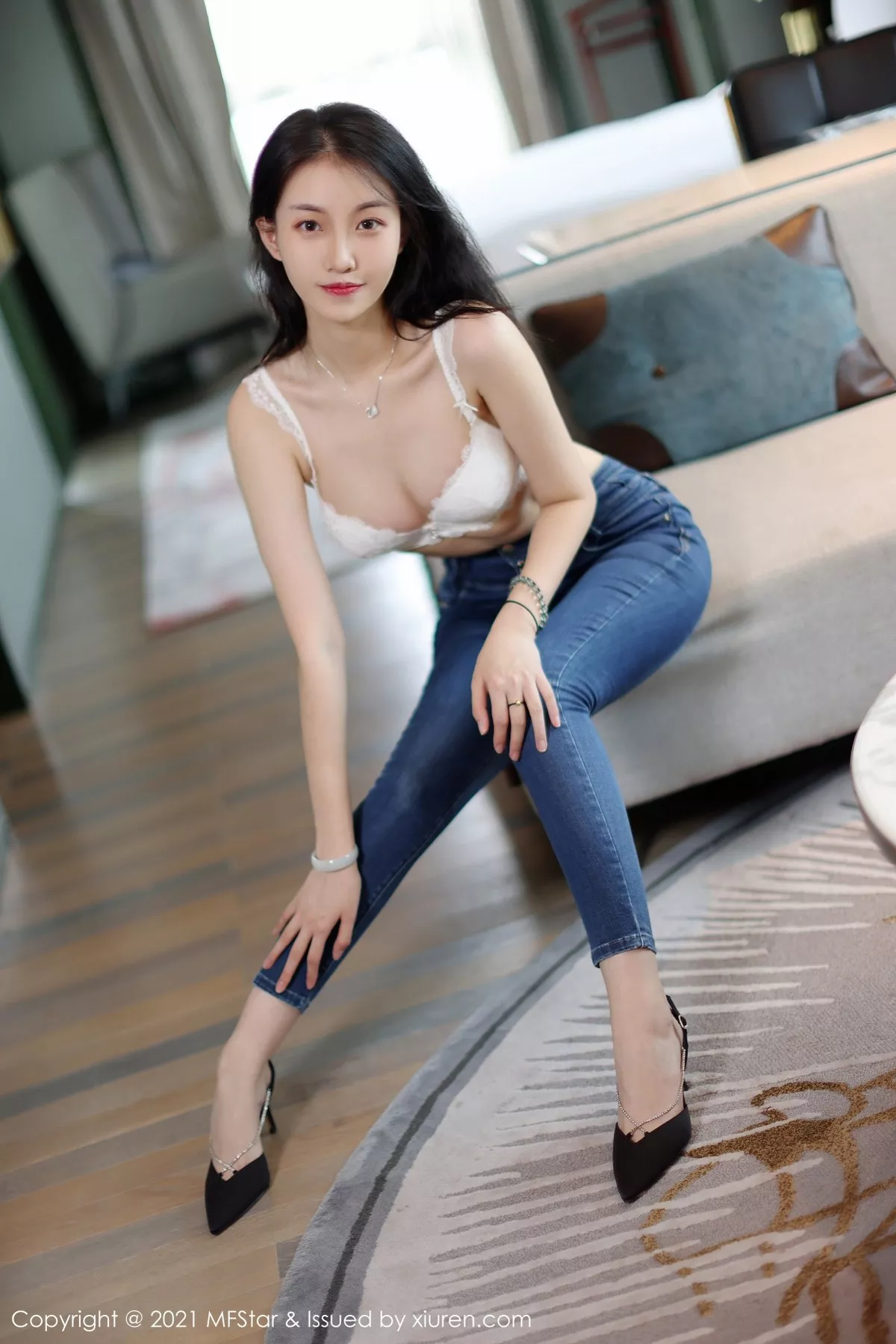 [MFStar模范学院]第530期一颗甜蛋黄写真 [50P]-031