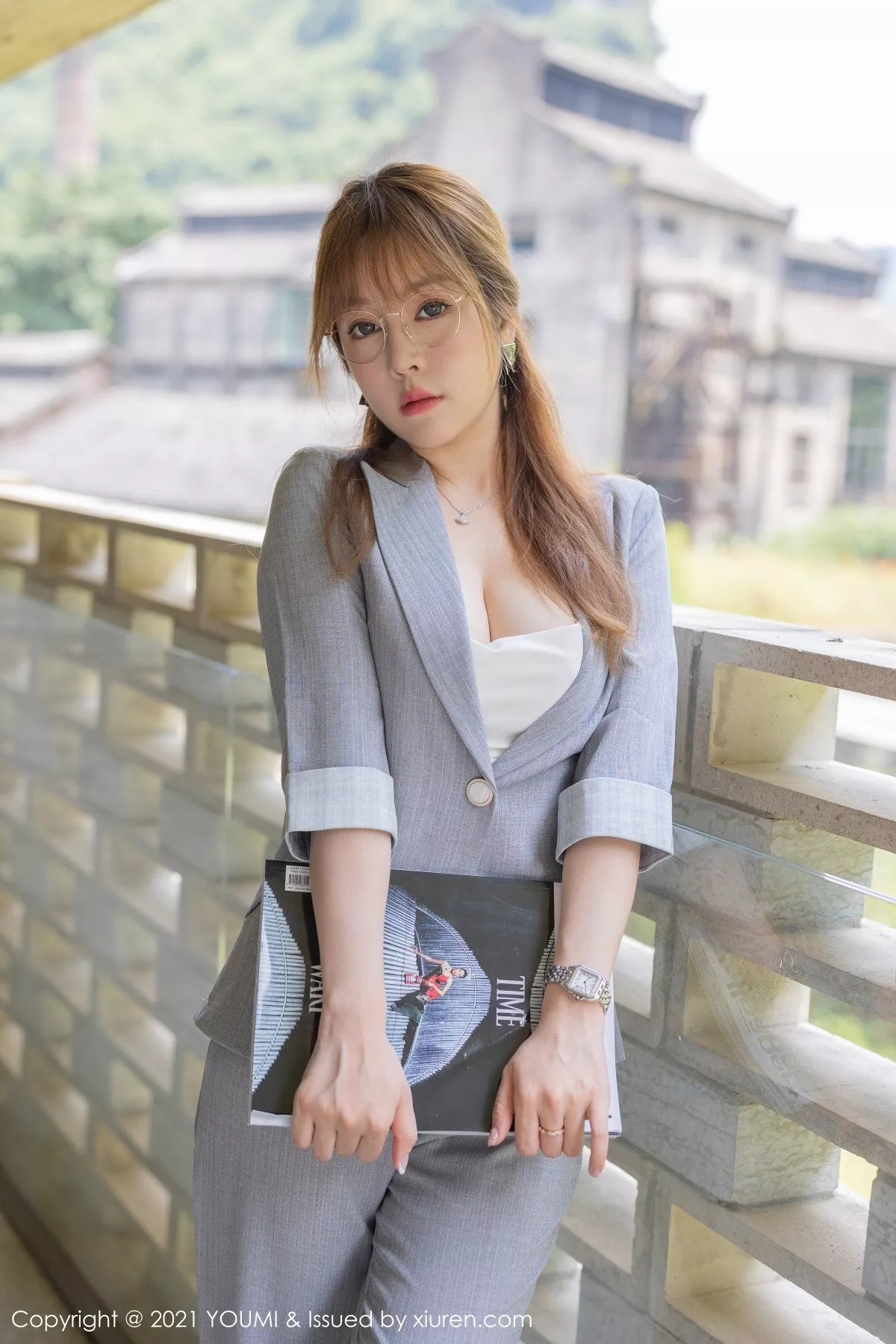 [YouMi尤蜜荟]第687期王雨纯写真 [71P]-002