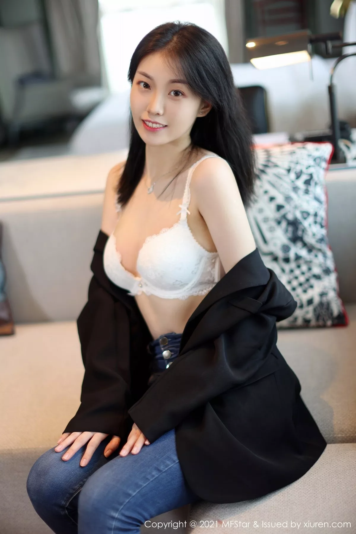 [MFStar模范学院]第530期一颗甜蛋黄写真 [50P]-020