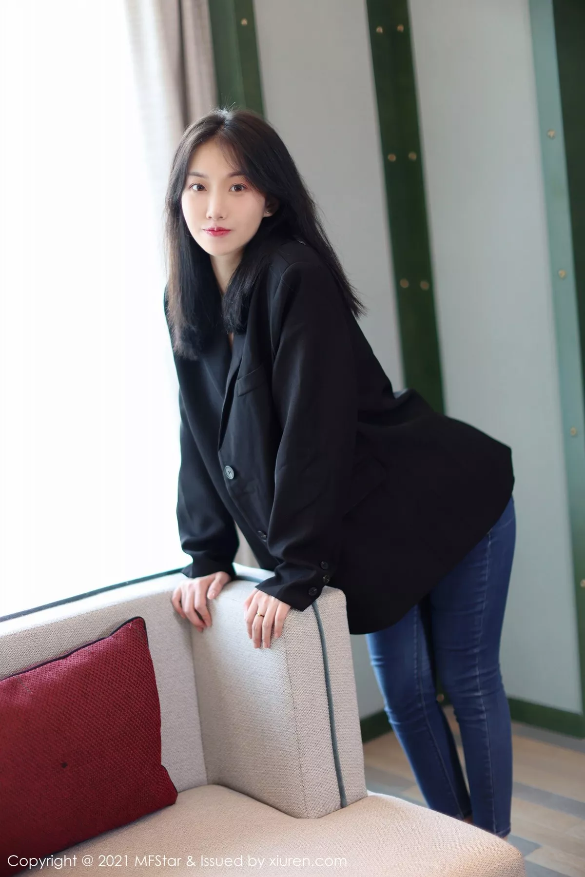 [MFStar模范学院]第530期一颗甜蛋黄写真 [50P]-006