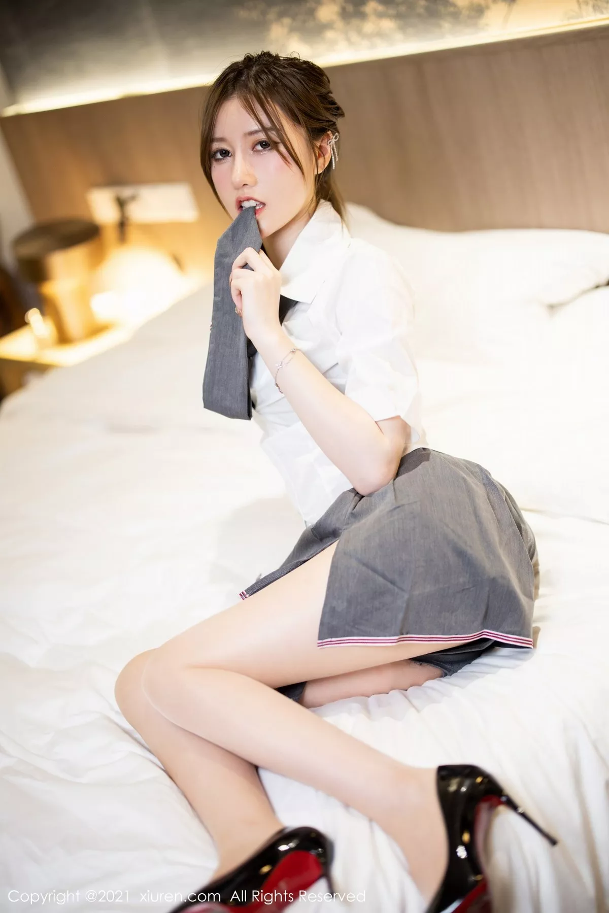 [XiuRen秀人网]第3882期美桃酱写真 [52P]-005