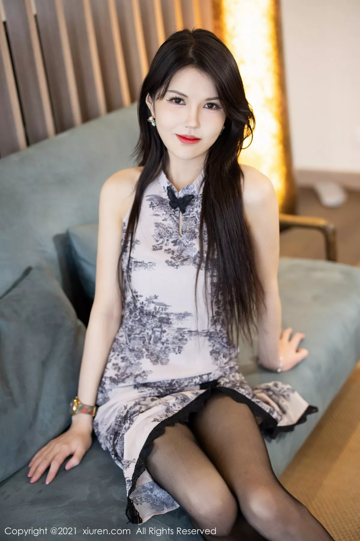 [XiuRen秀人网]第3887期媛媛酱写真 [42P]-001