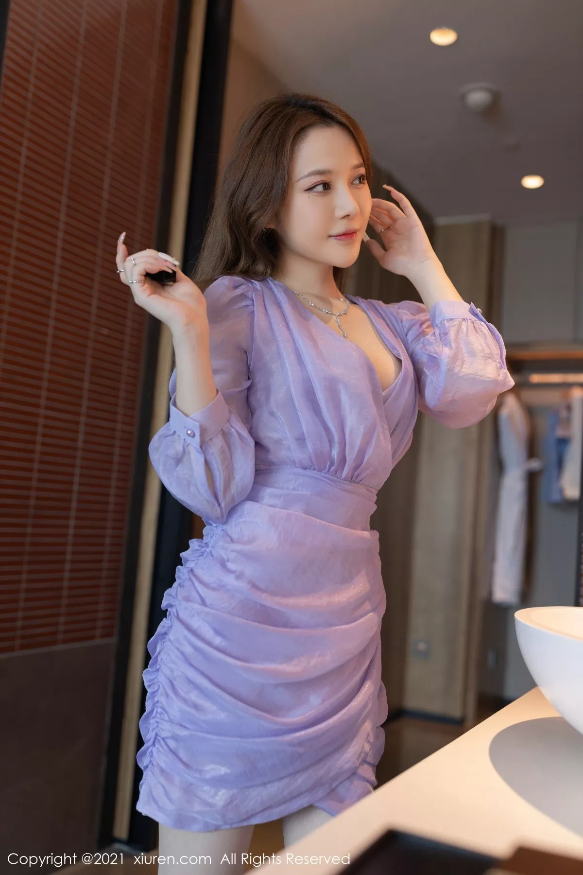 [XiuRen秀人网]第3930期鱼子酱写真 [73P]-001