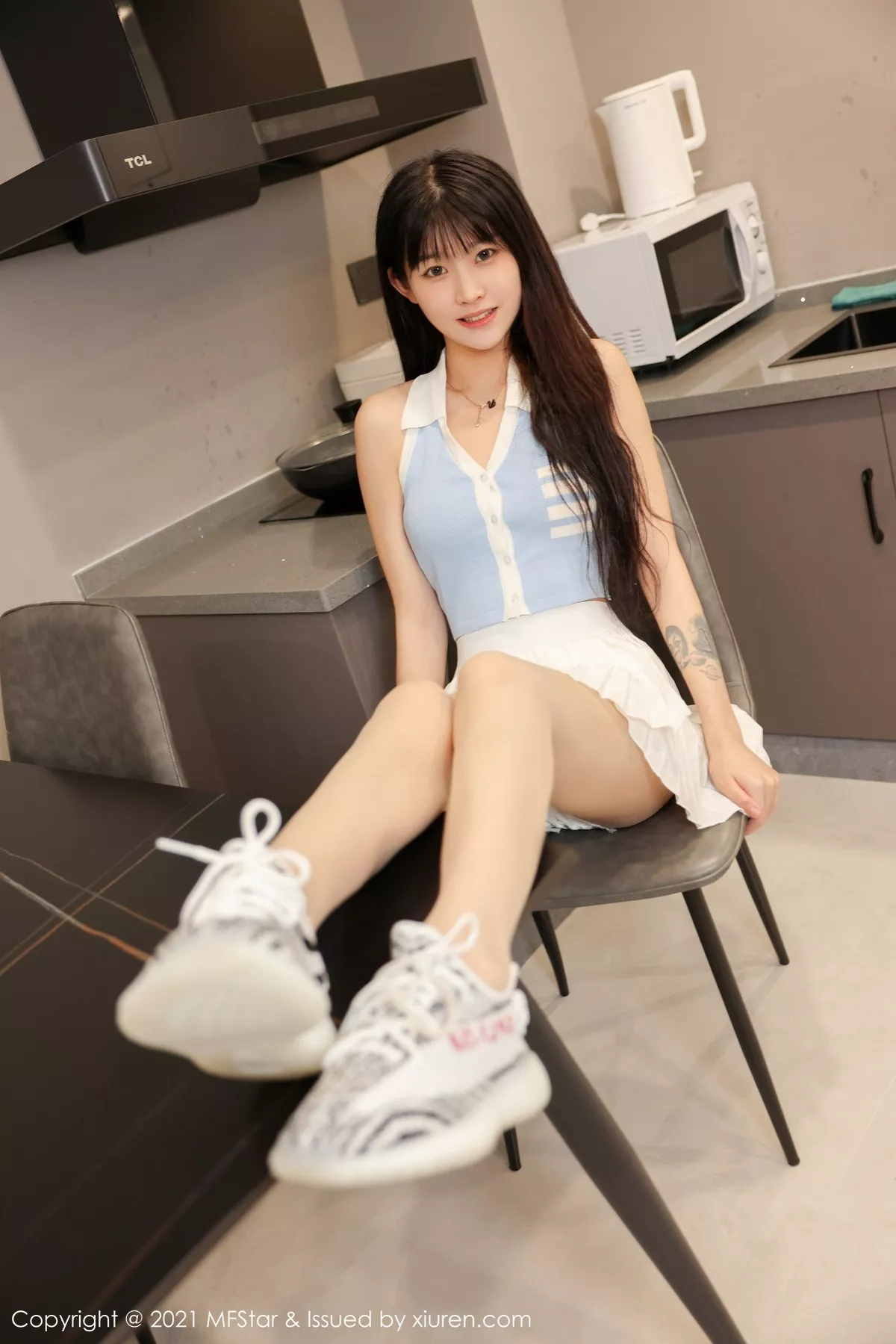 [MFStar模范学院]第533期77qiqi写真 [50P]-013