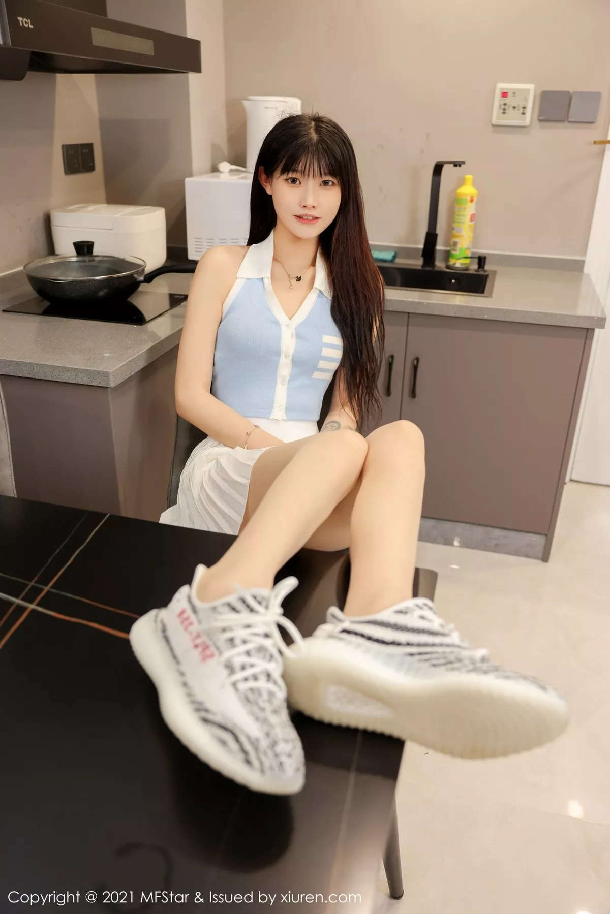 [MFStar模范学院]第533期77qiqi写真 [50P]-016