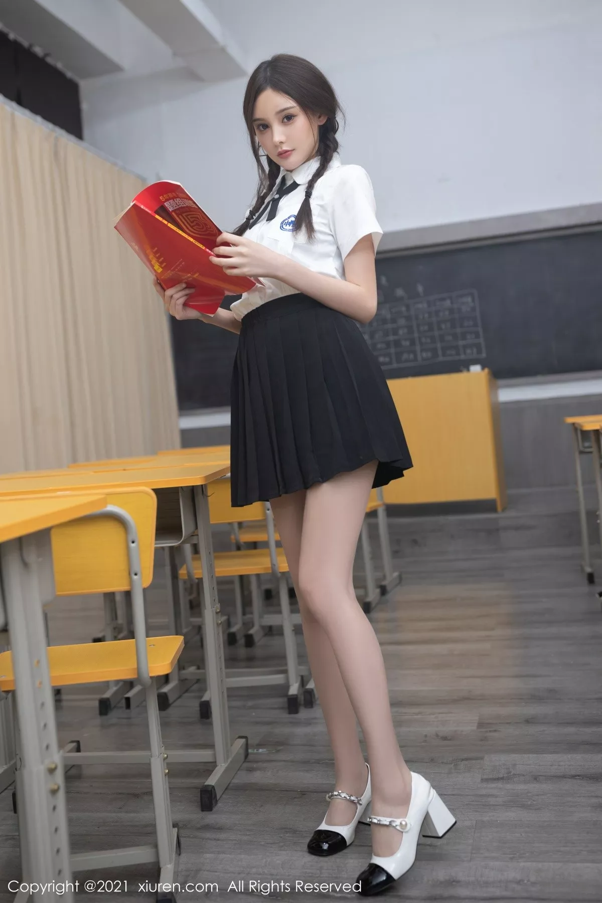 [XiuRen秀人网]第3951期王心怡写真 [82P]-007